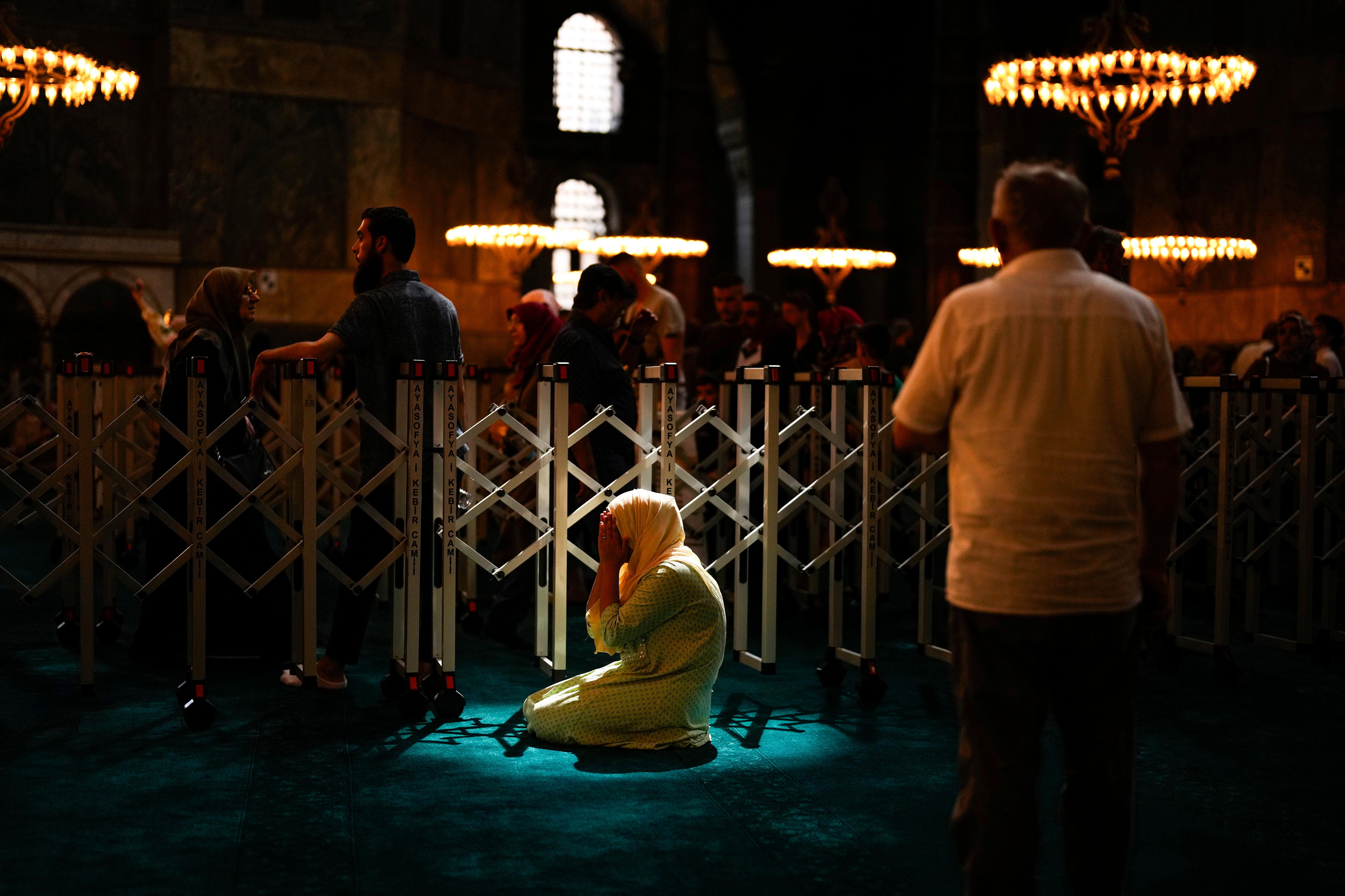 Churches Tourism vs Worship