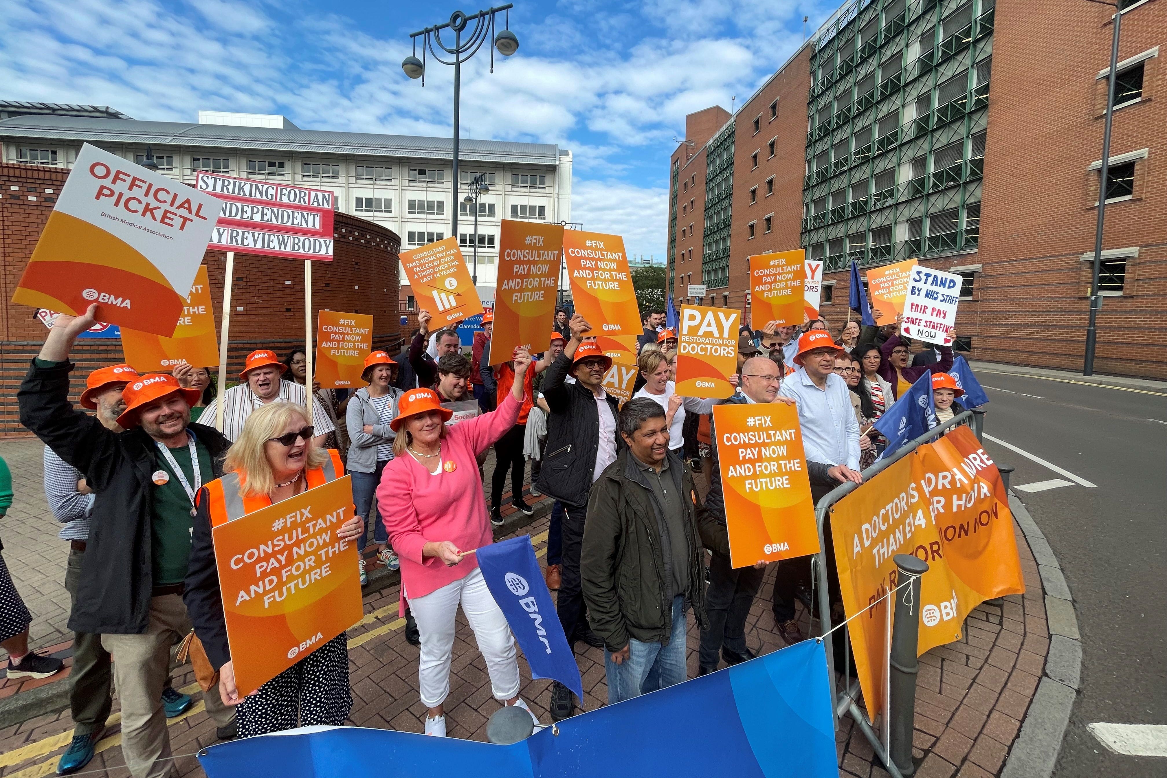 Medical consultant members of the British Medical Association on the picket line outside Leeds General Infirmary (Dave Higgens/PA)