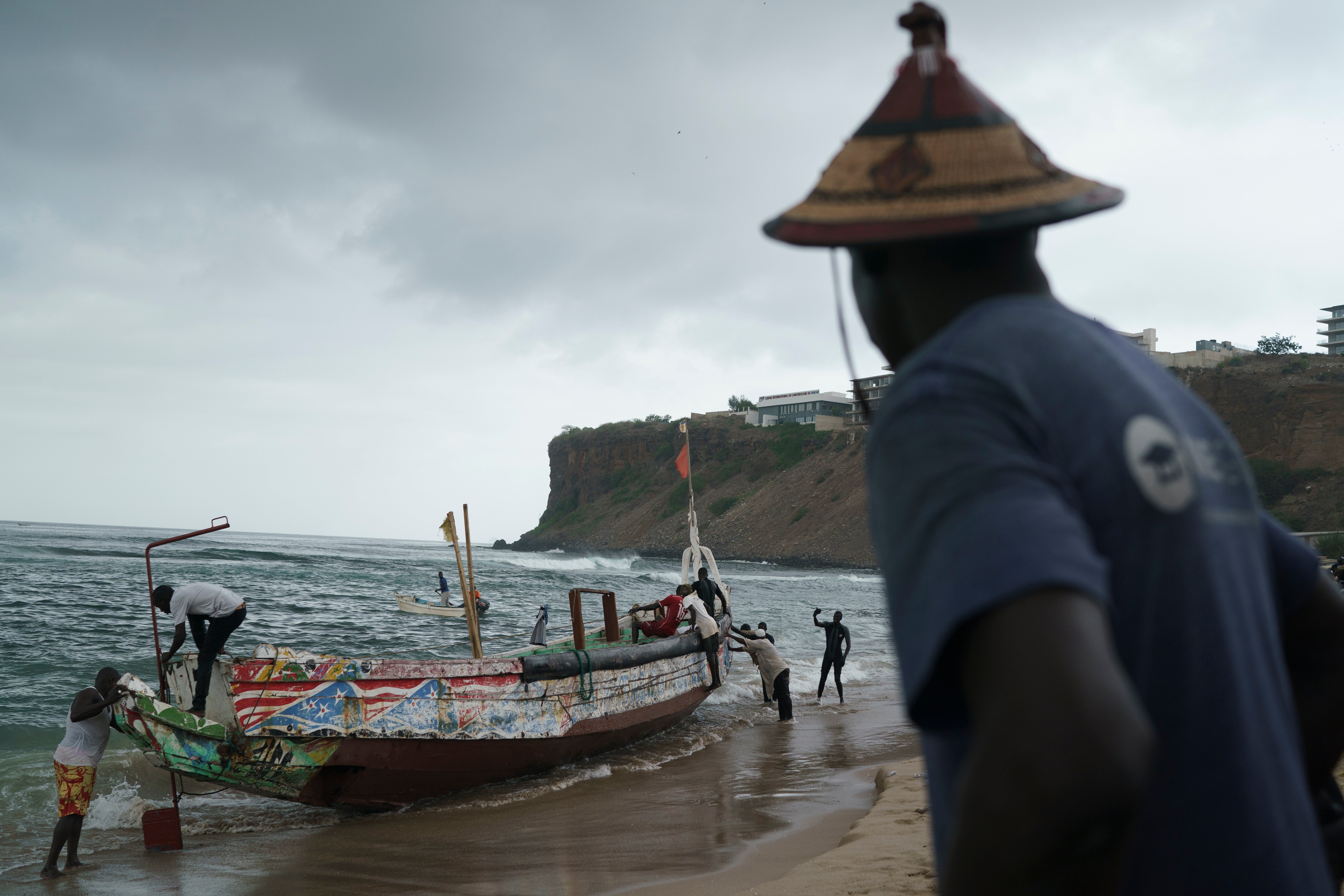 Senegal Boat Capsizes