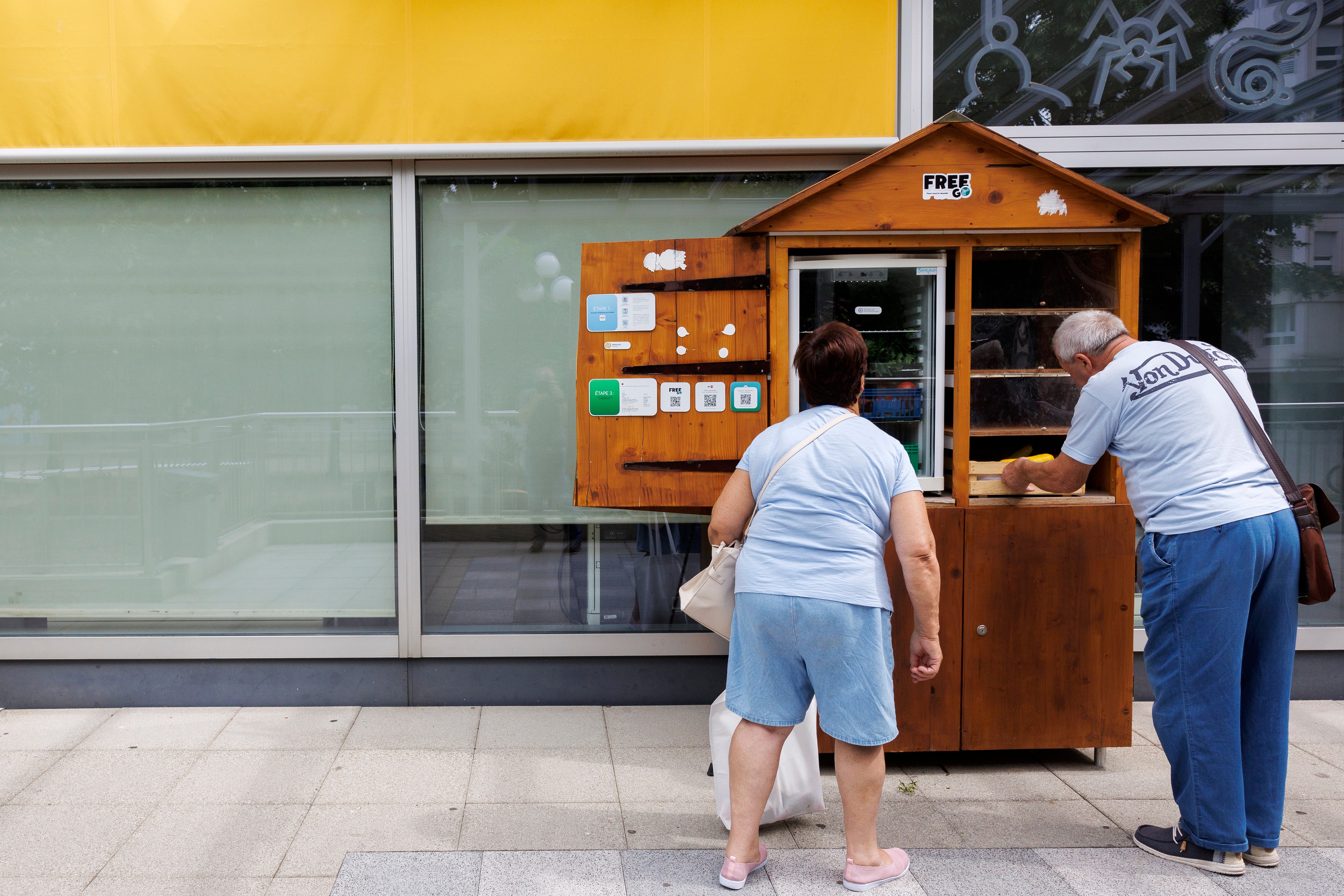 Switzerland Free Food Fridge