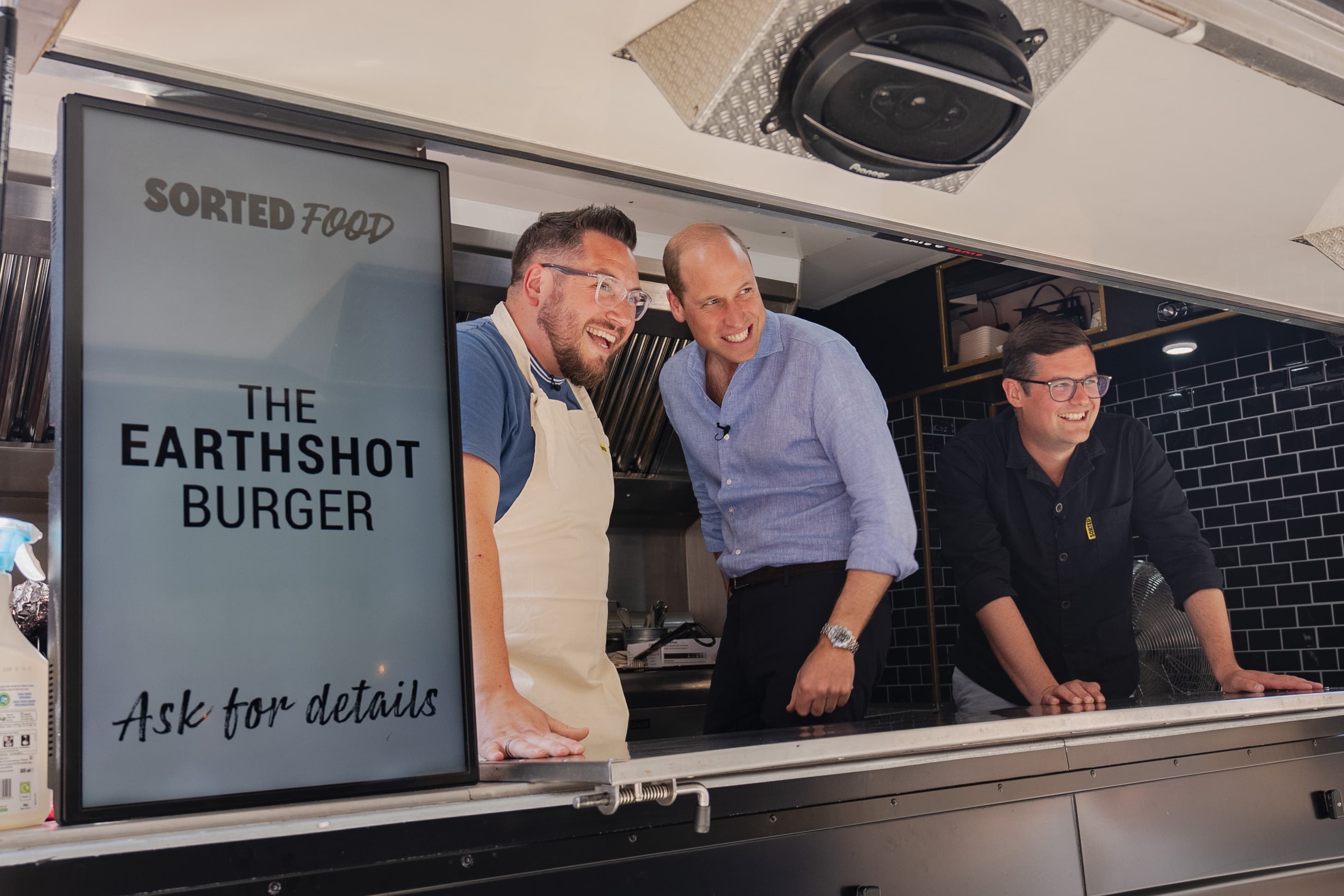 The Prince of Wales joins chefs from the Sorted Food YouTube channel as they hand out Earthshot Burgers (Kensington Palace)