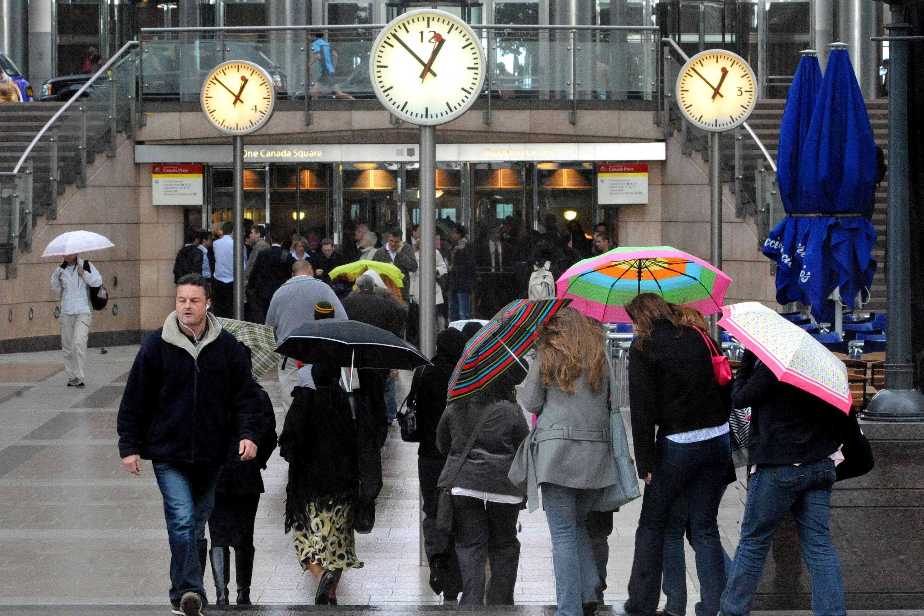 Dry weather is likely to hit the UK at the end of August but the mercury is unlikely to reach anywhere near the sweltering conditions of last year (Ian Nicholson/PA)