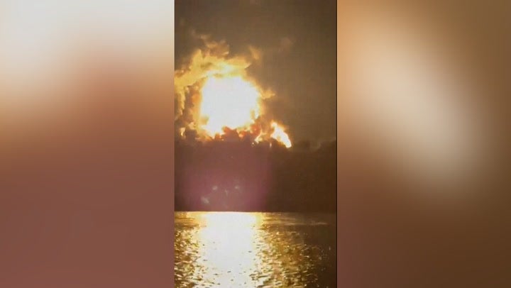 Shelling of Ukraine port filmed by nearby Romanian fisherman