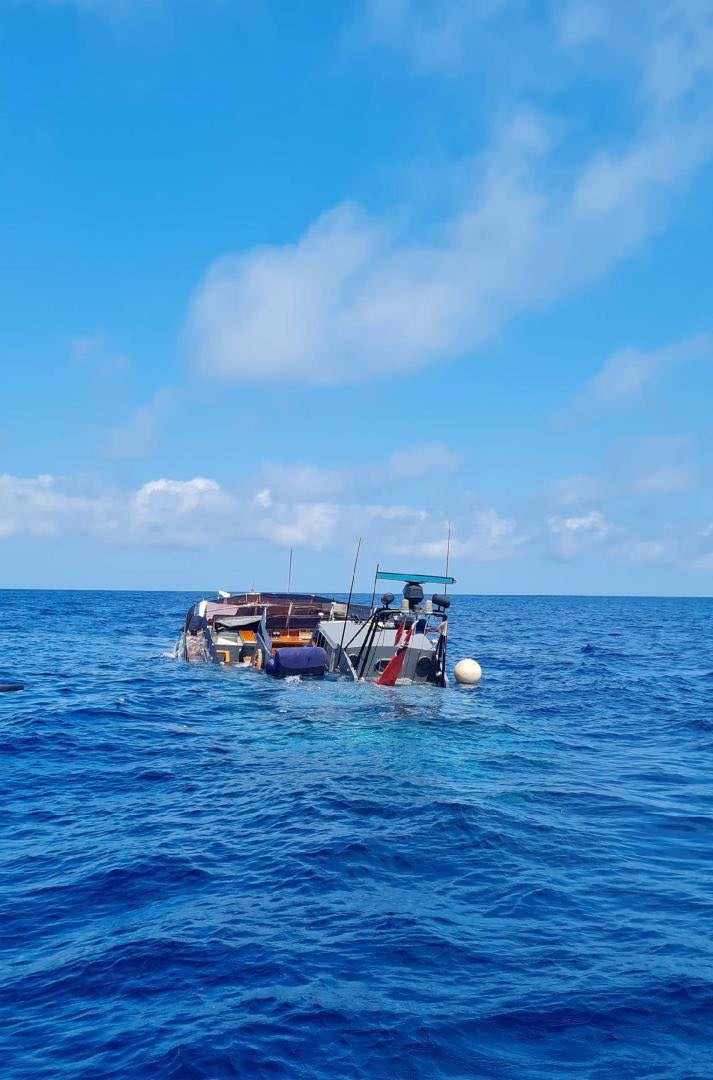 All of those on board, including the Cujo‘s Italian owner, were placed in a rescue boat