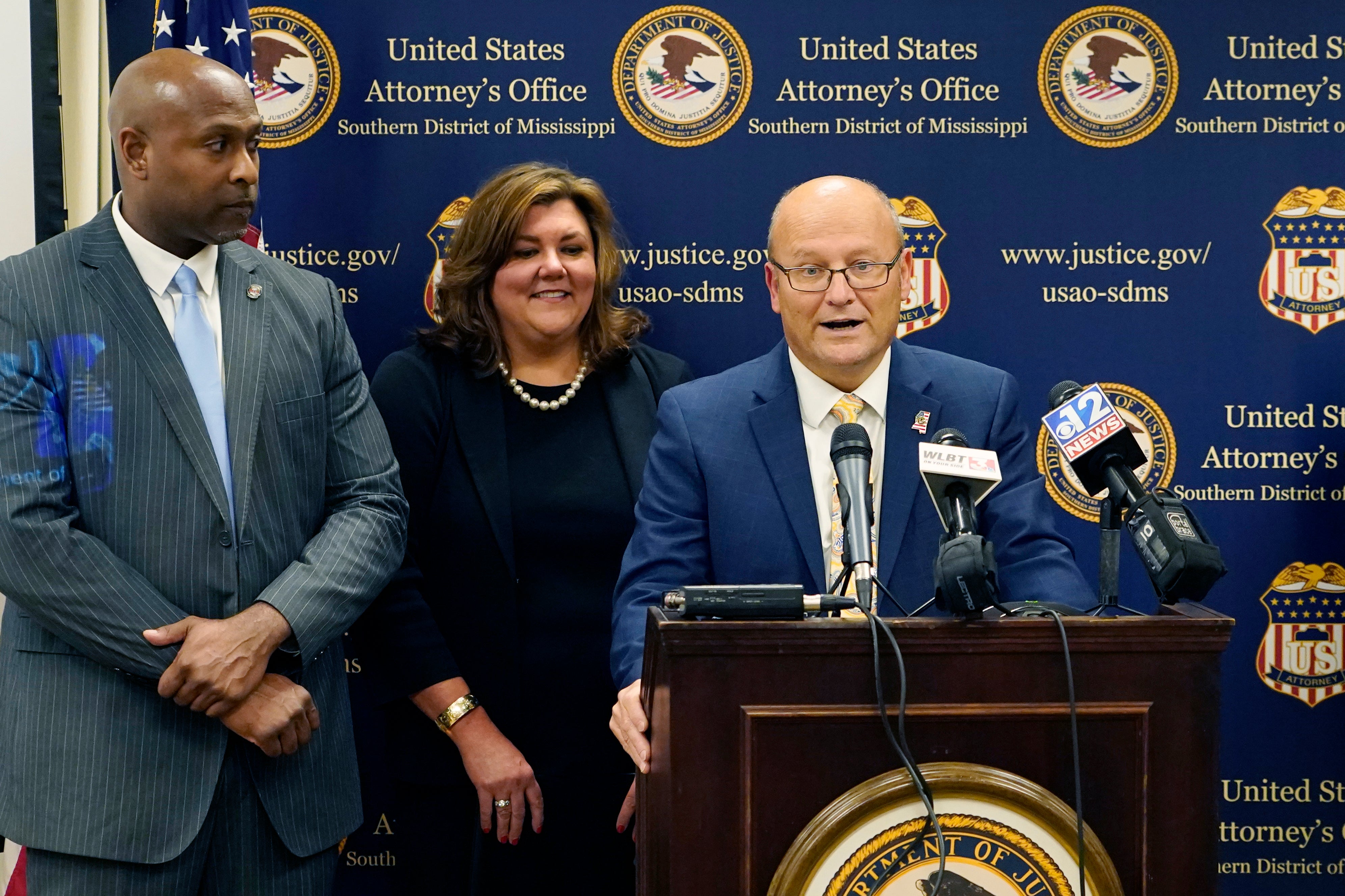 Mississippi Deputies Investigation