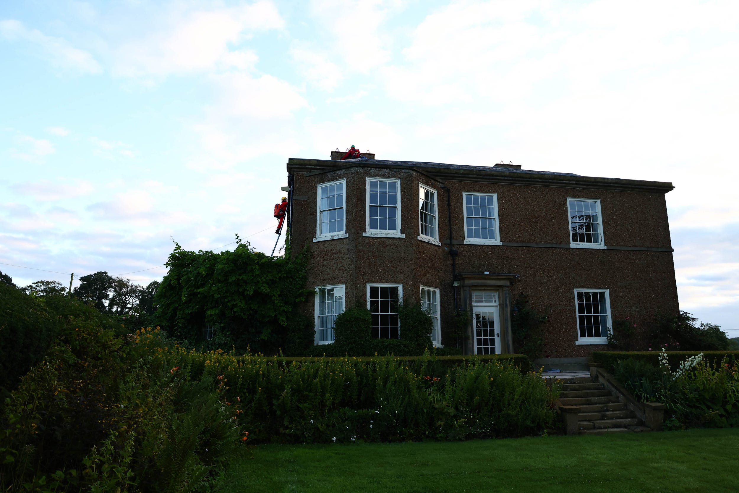 Greenpeace activists climbed onto the roof of Prime Minister Rishi Sunak’s house in Richmond, North Yorkshire (Greenpeace)