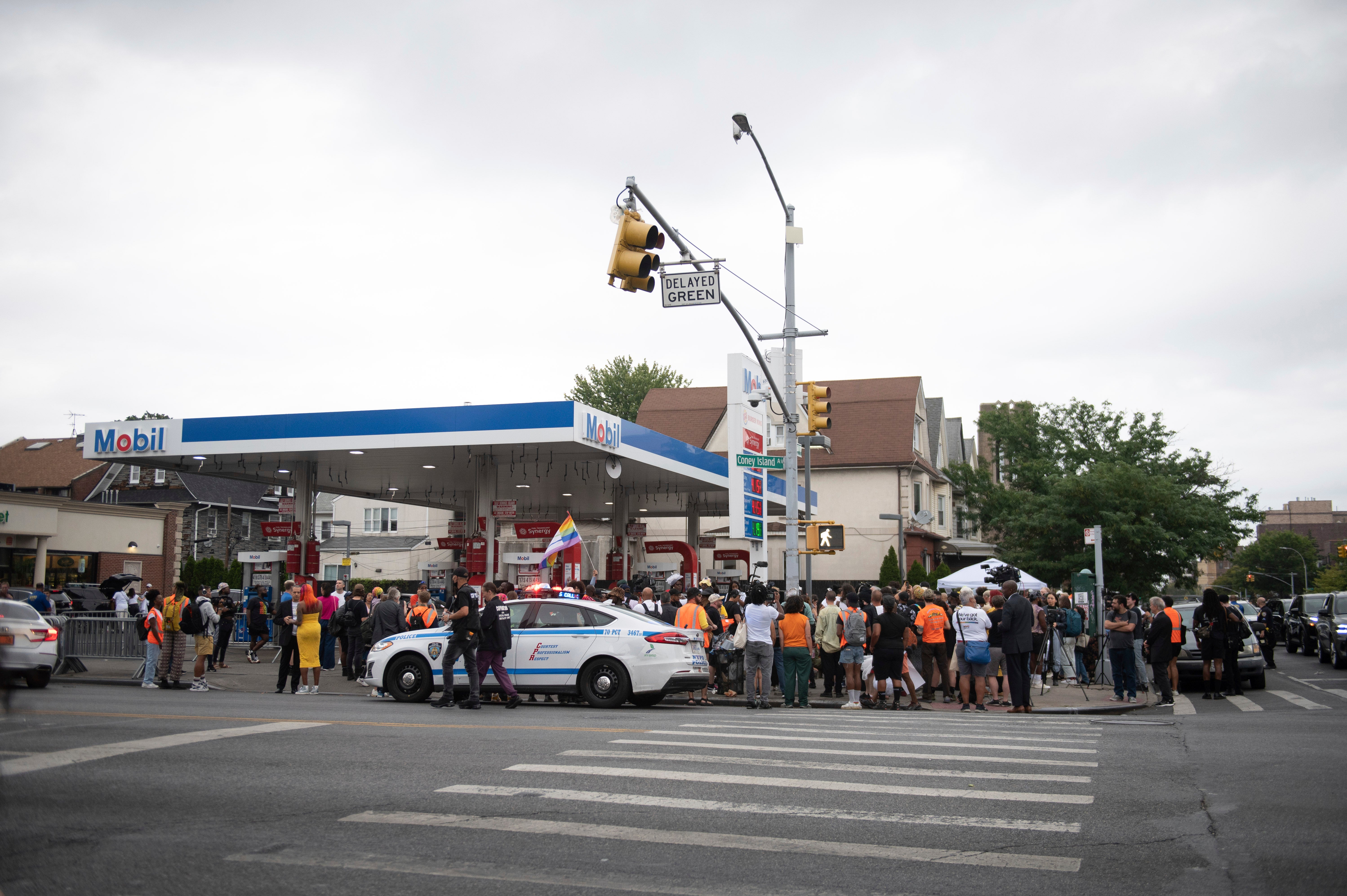 Dancer Stabbed New York