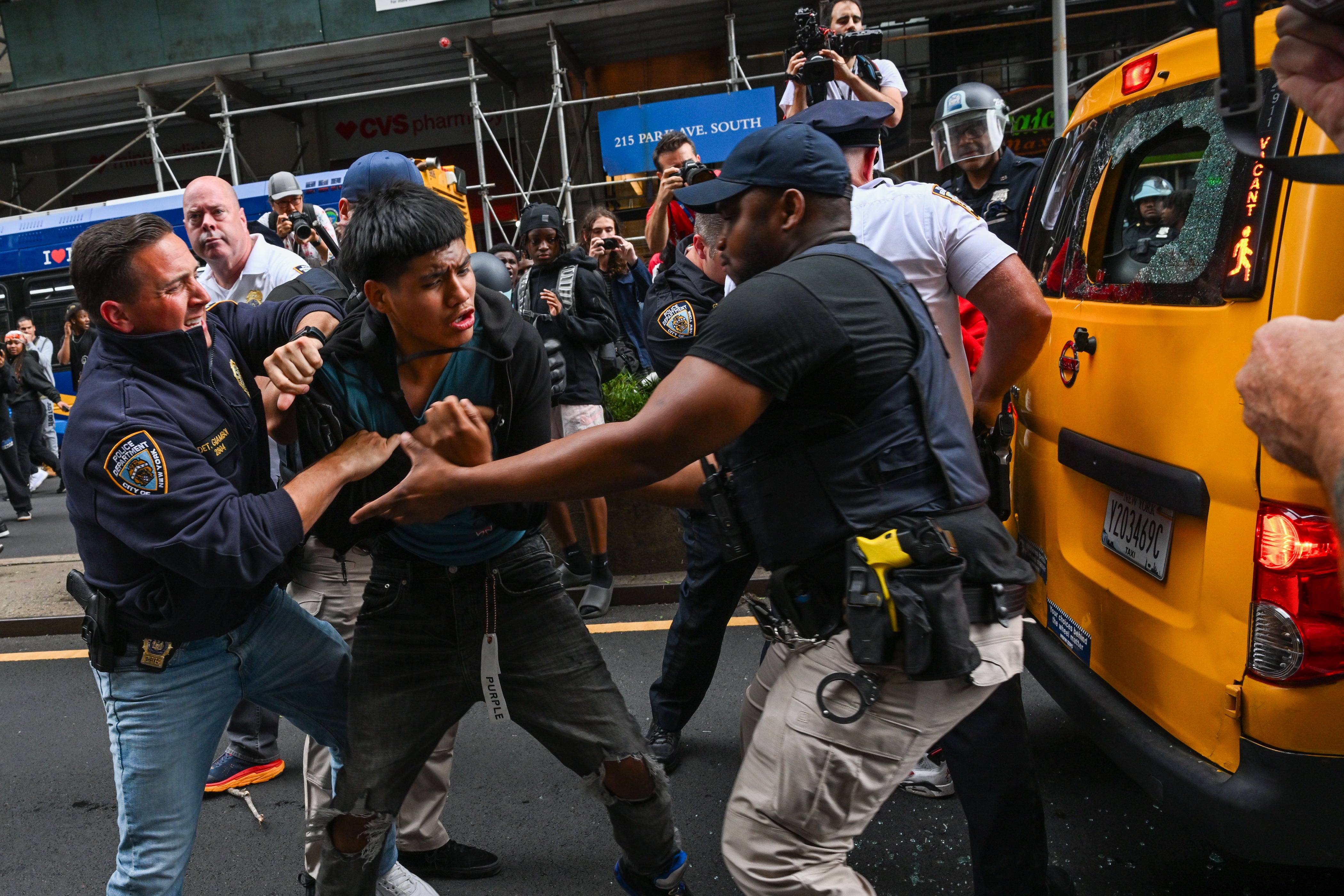 Police confront Kai Cenat fans in Union Square