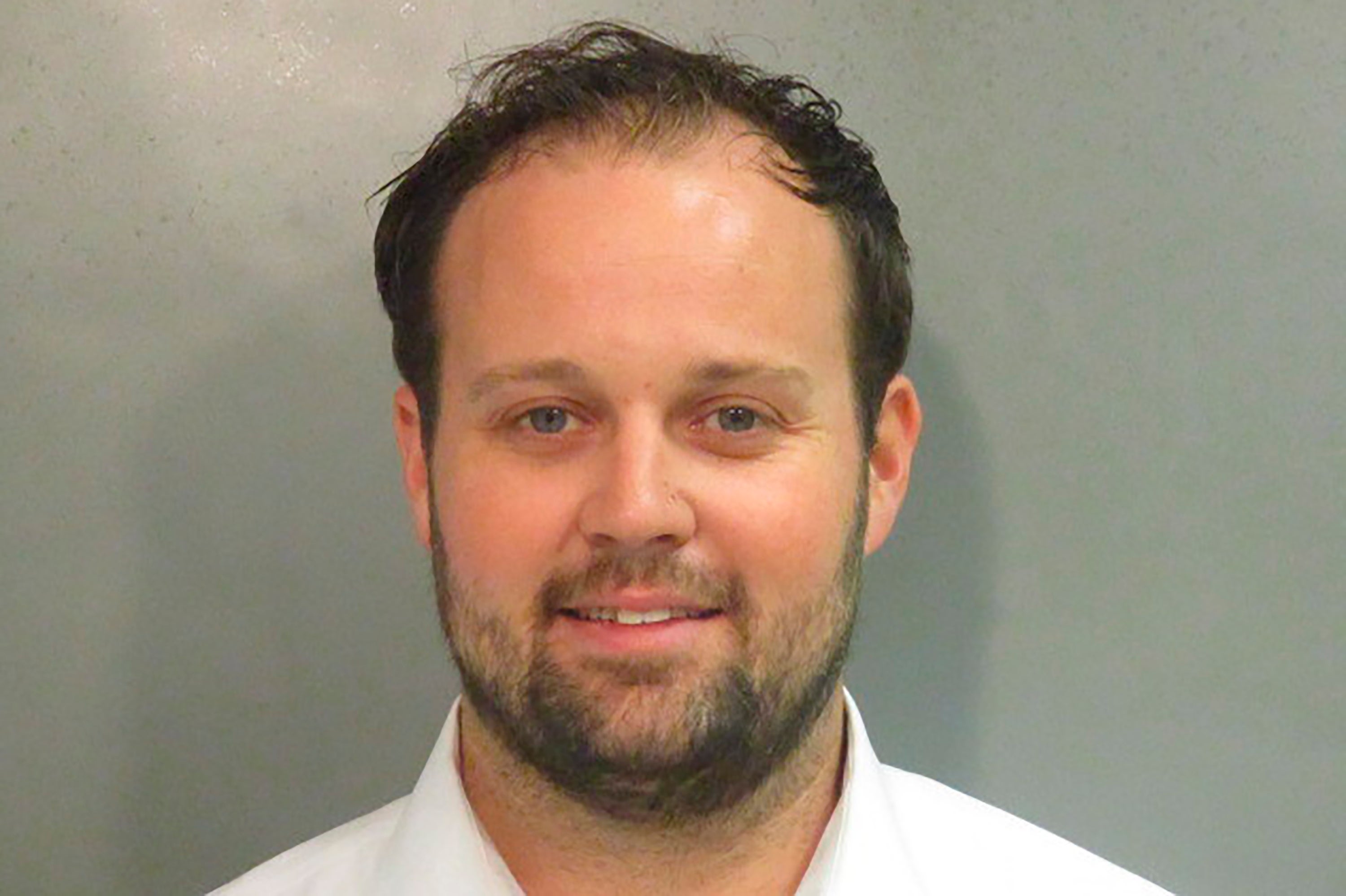 Duggar is signing autographs while behind bars, according to a report