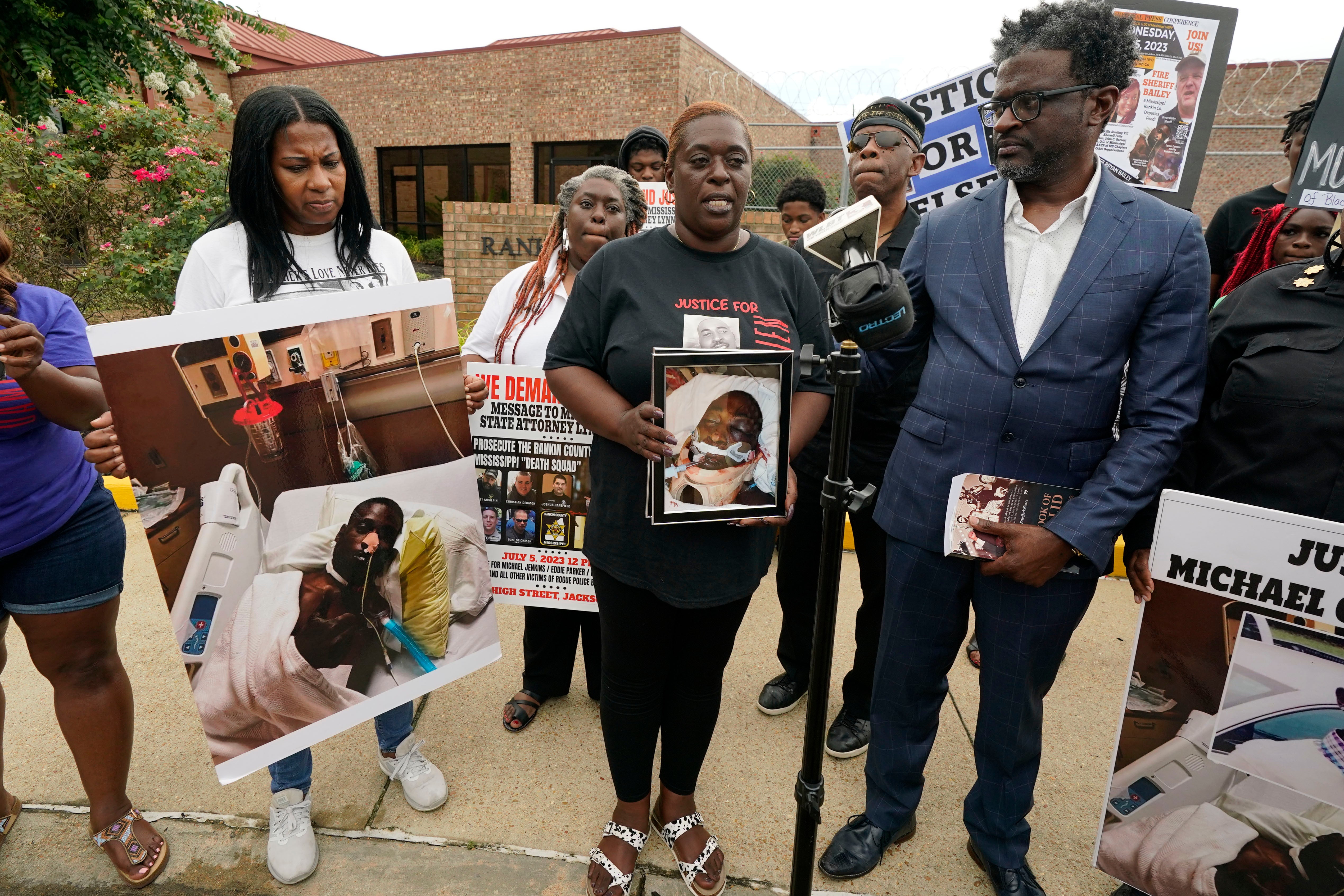 Mississippi Deputies Investigation