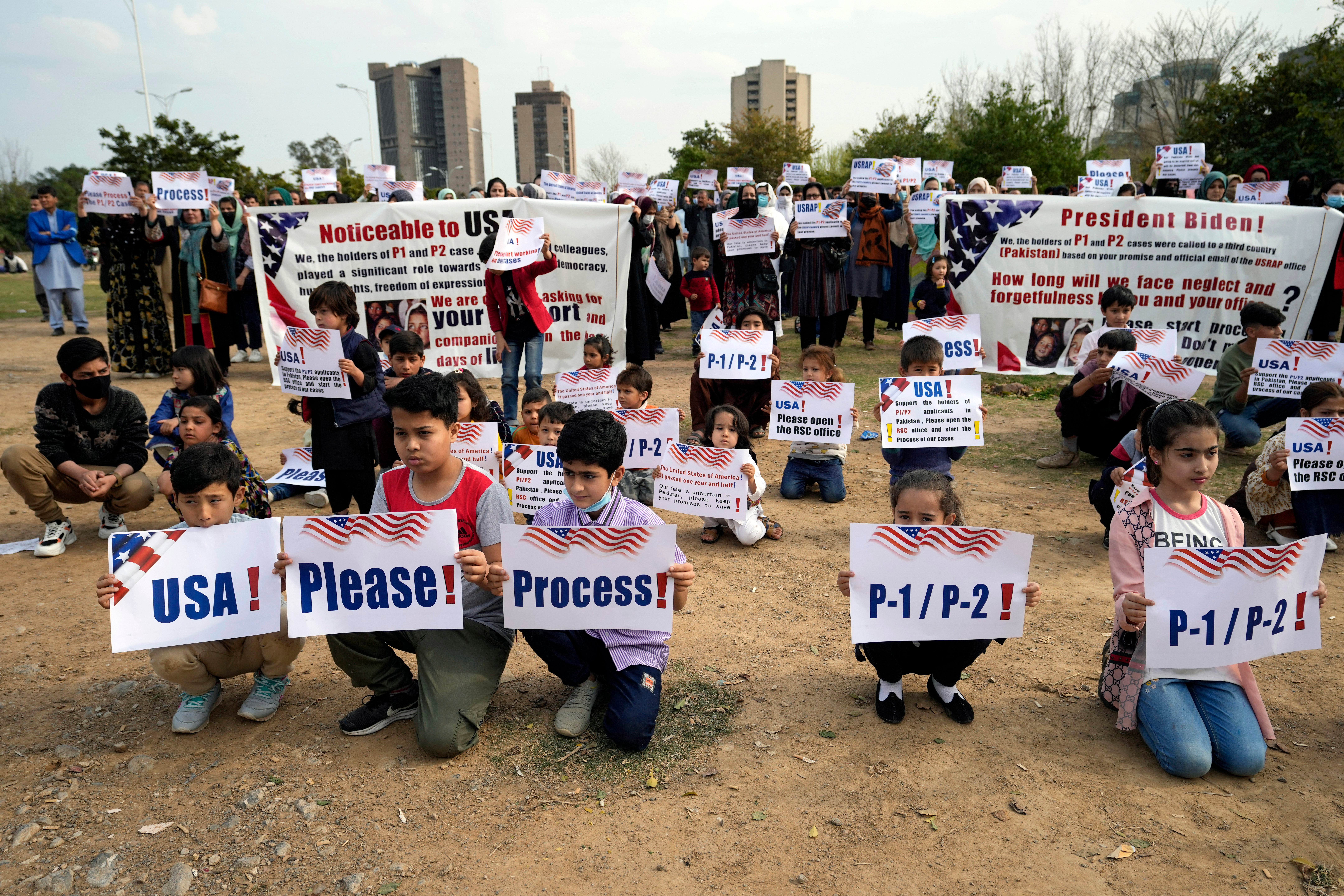 Afghans Waiting to Emigrate