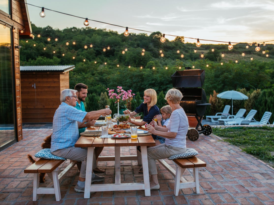 Husband ‘ruins’ dinner because of his wife’s typo: ‘The worst kind of control freak’