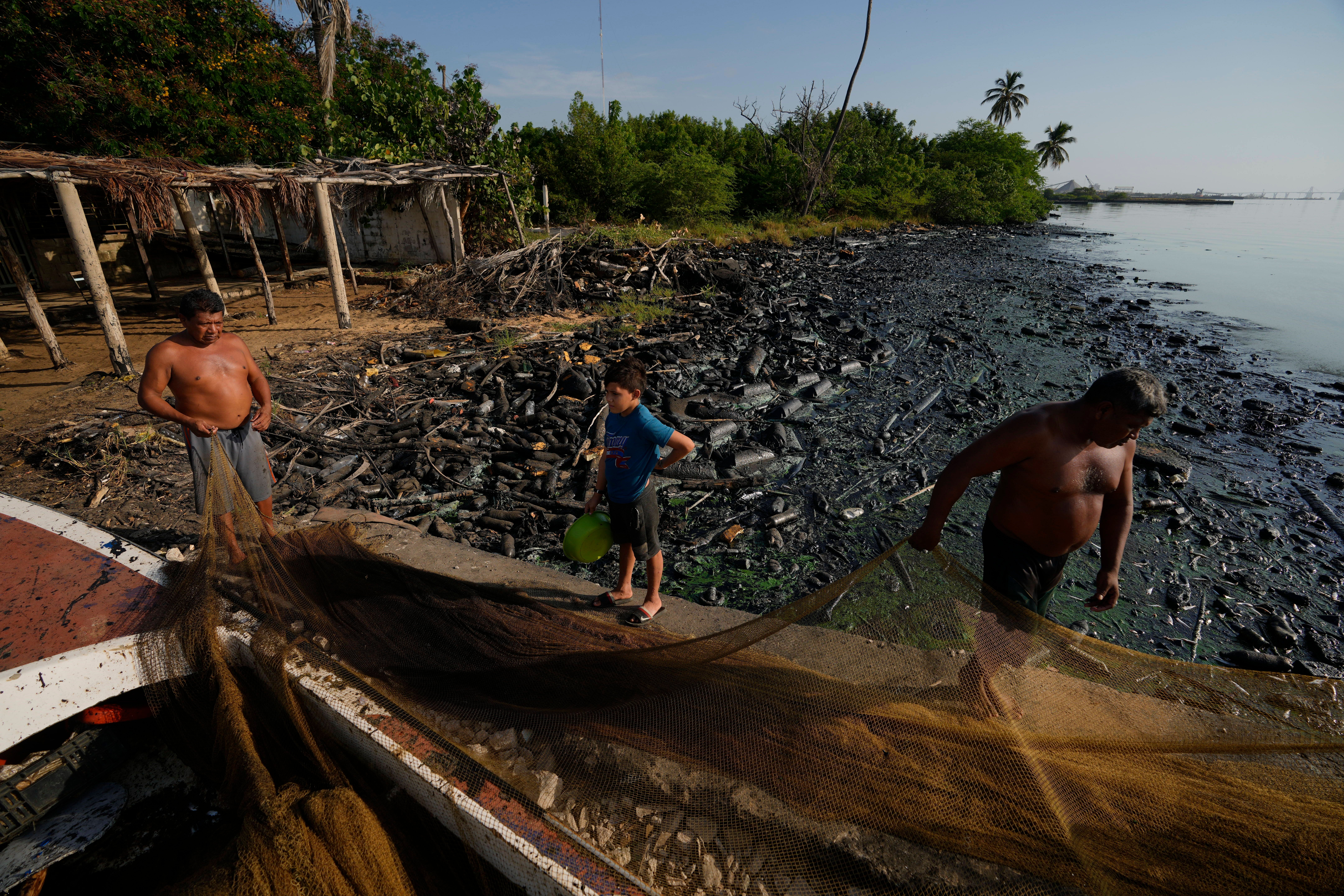 Venezuela Lake Maracaibo Contamination