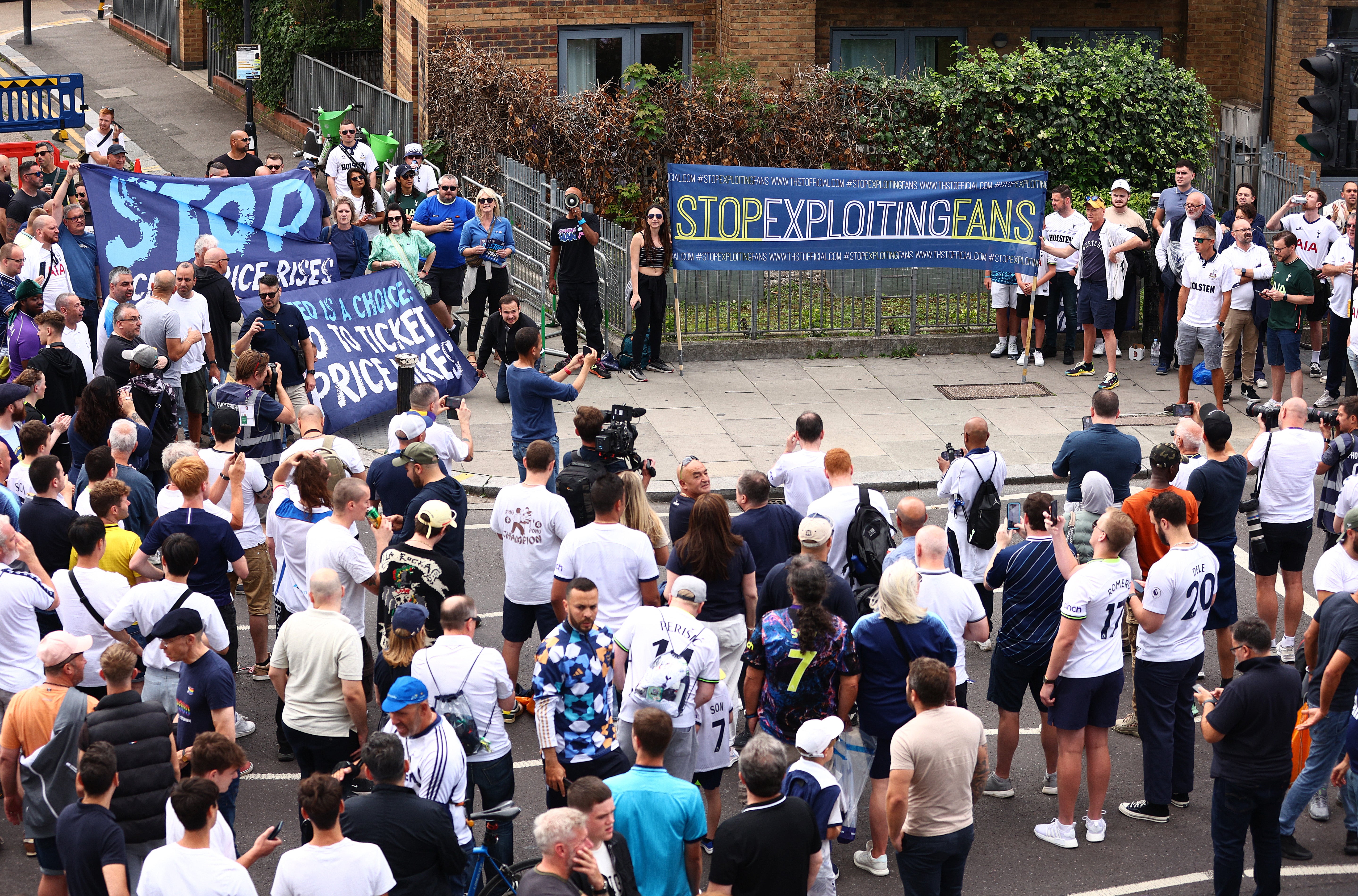 Tottenham fans protest against ticket price increases