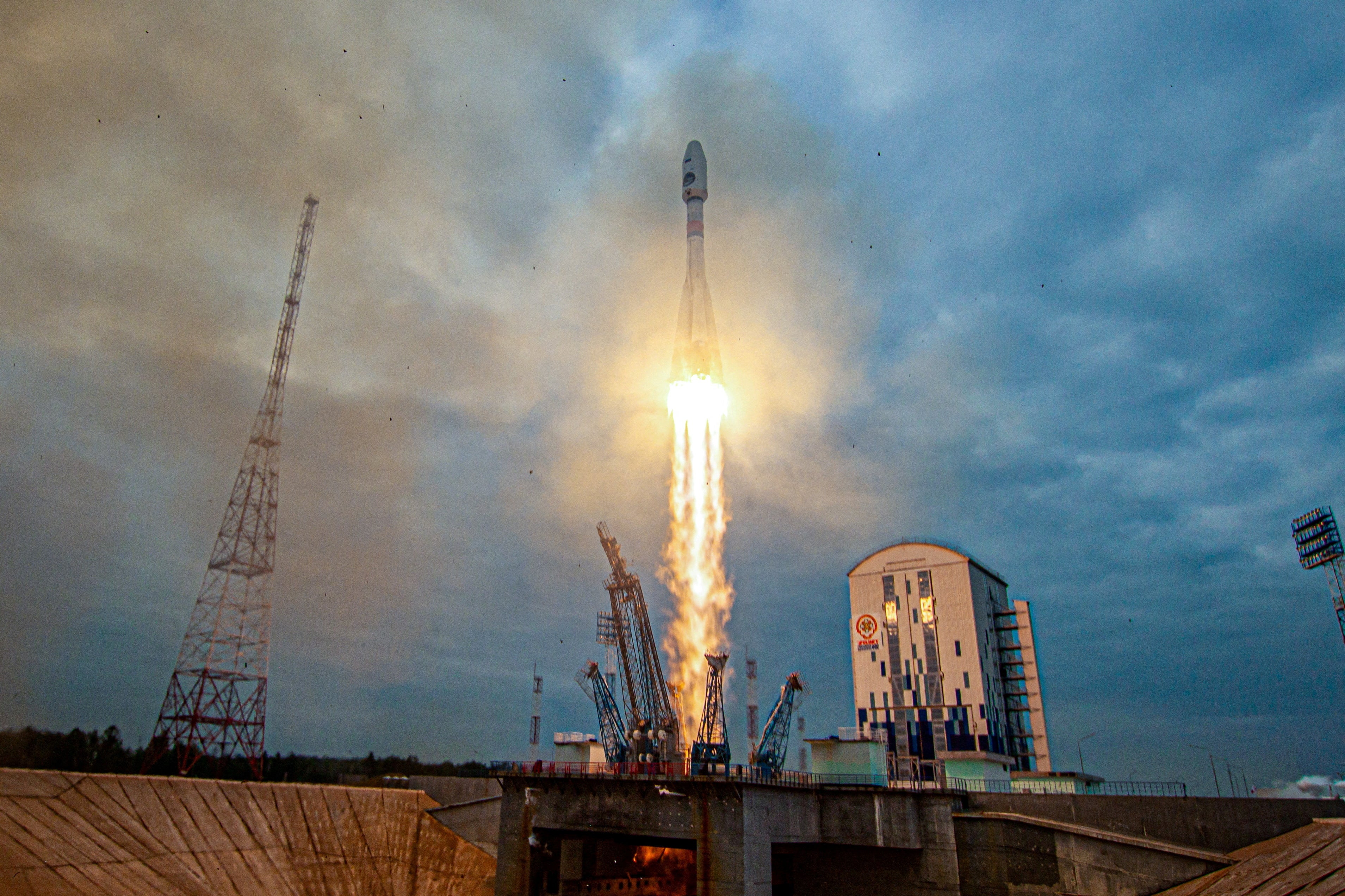 Russia’s ‘Luna-25’ spacecraft has crashed into the moon