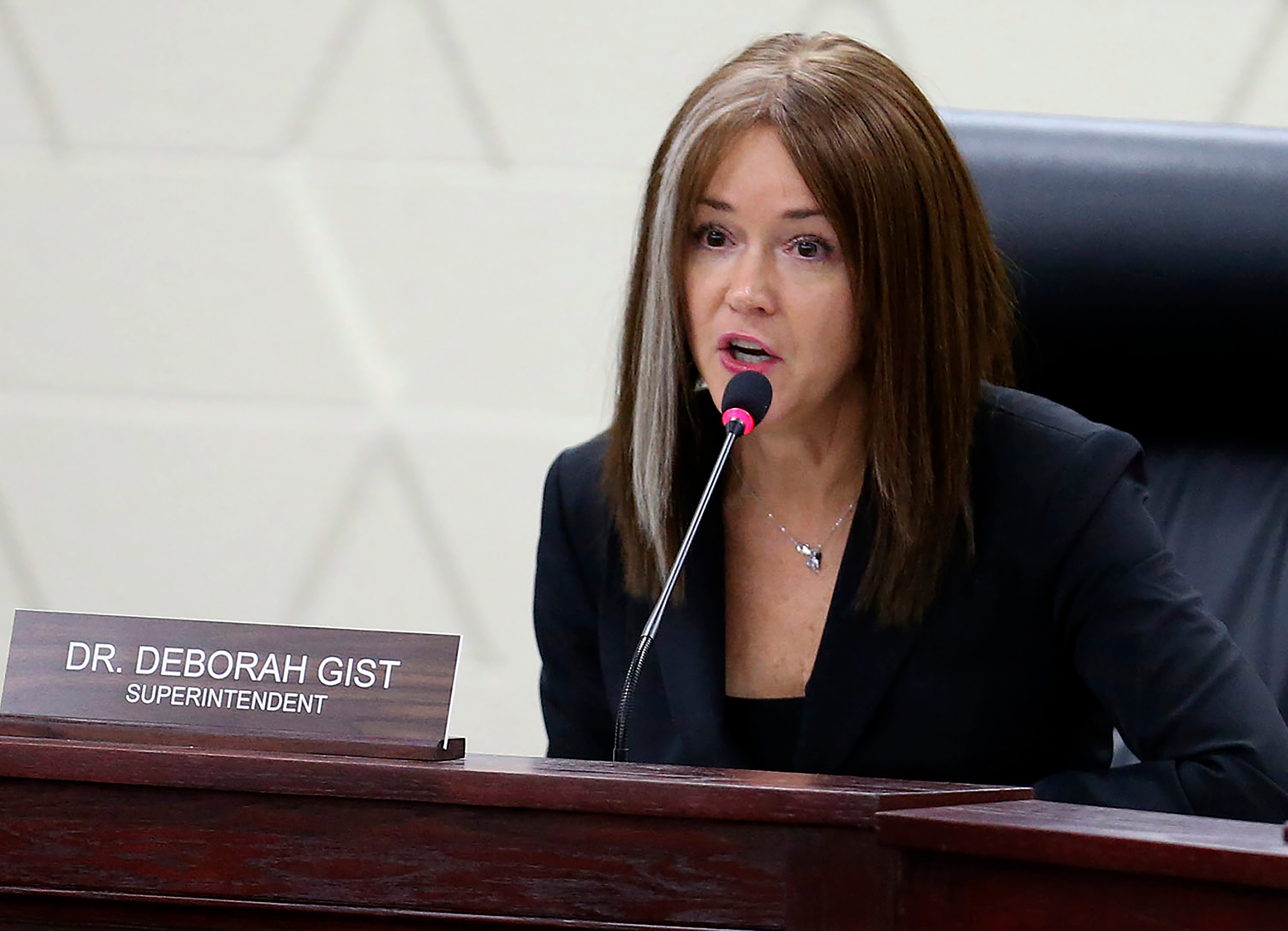 Oklahoma Education Boss-Tulsa Fight