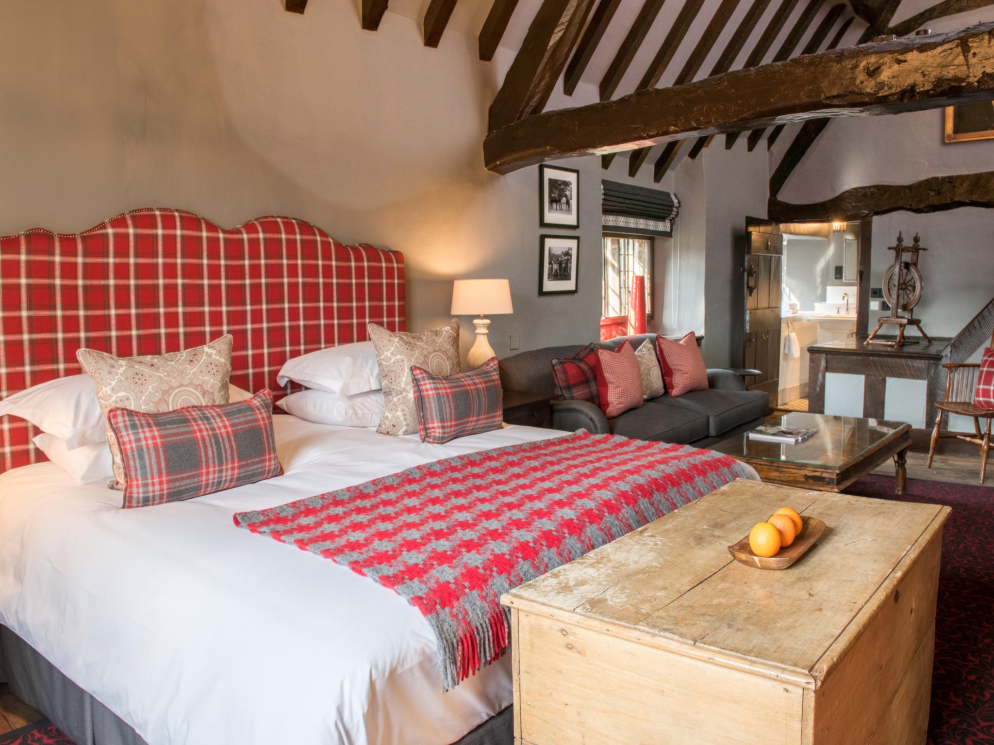 Experience traditional comfort in this former coaching inn