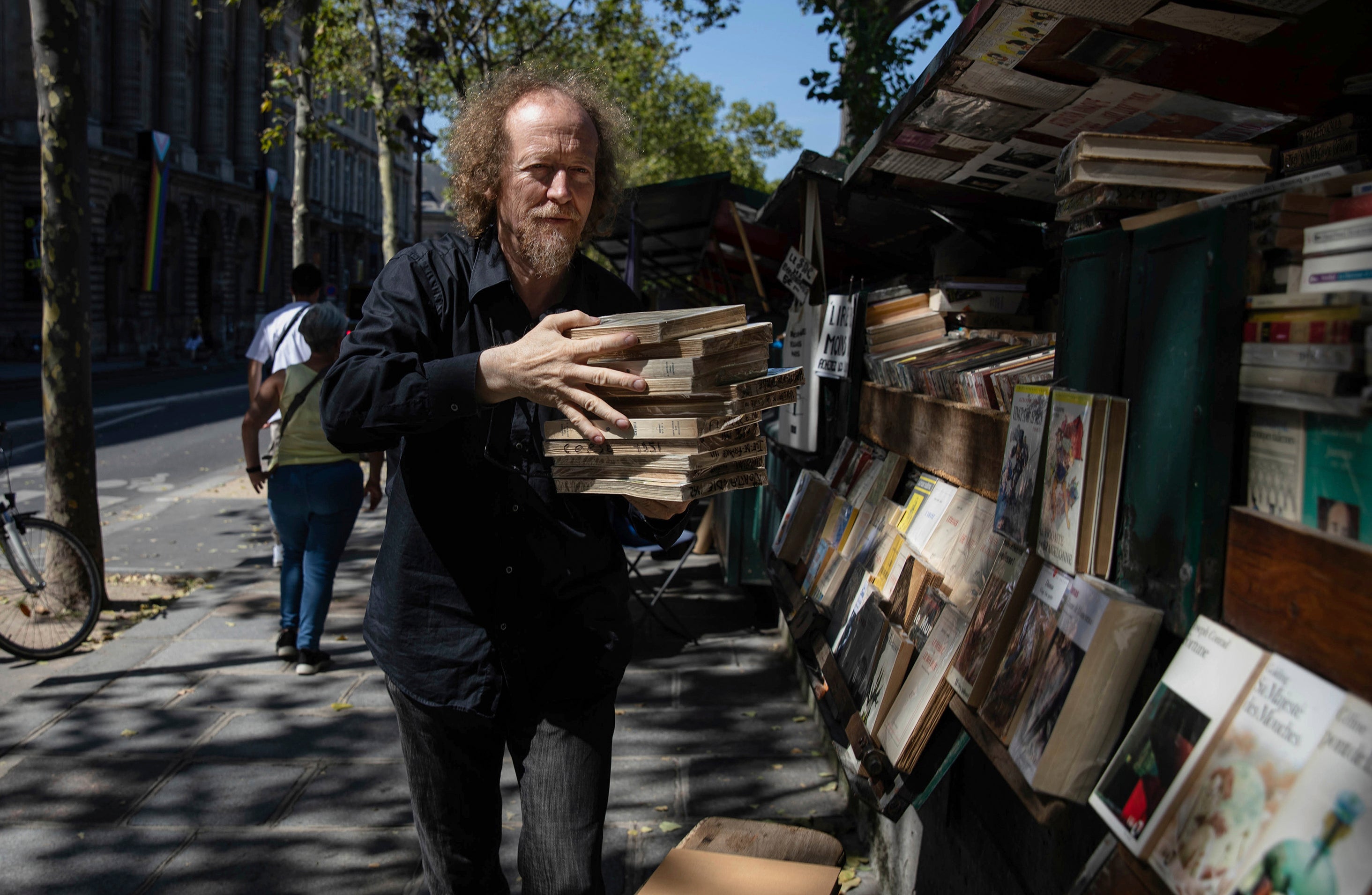 OLY Paris Booksellers