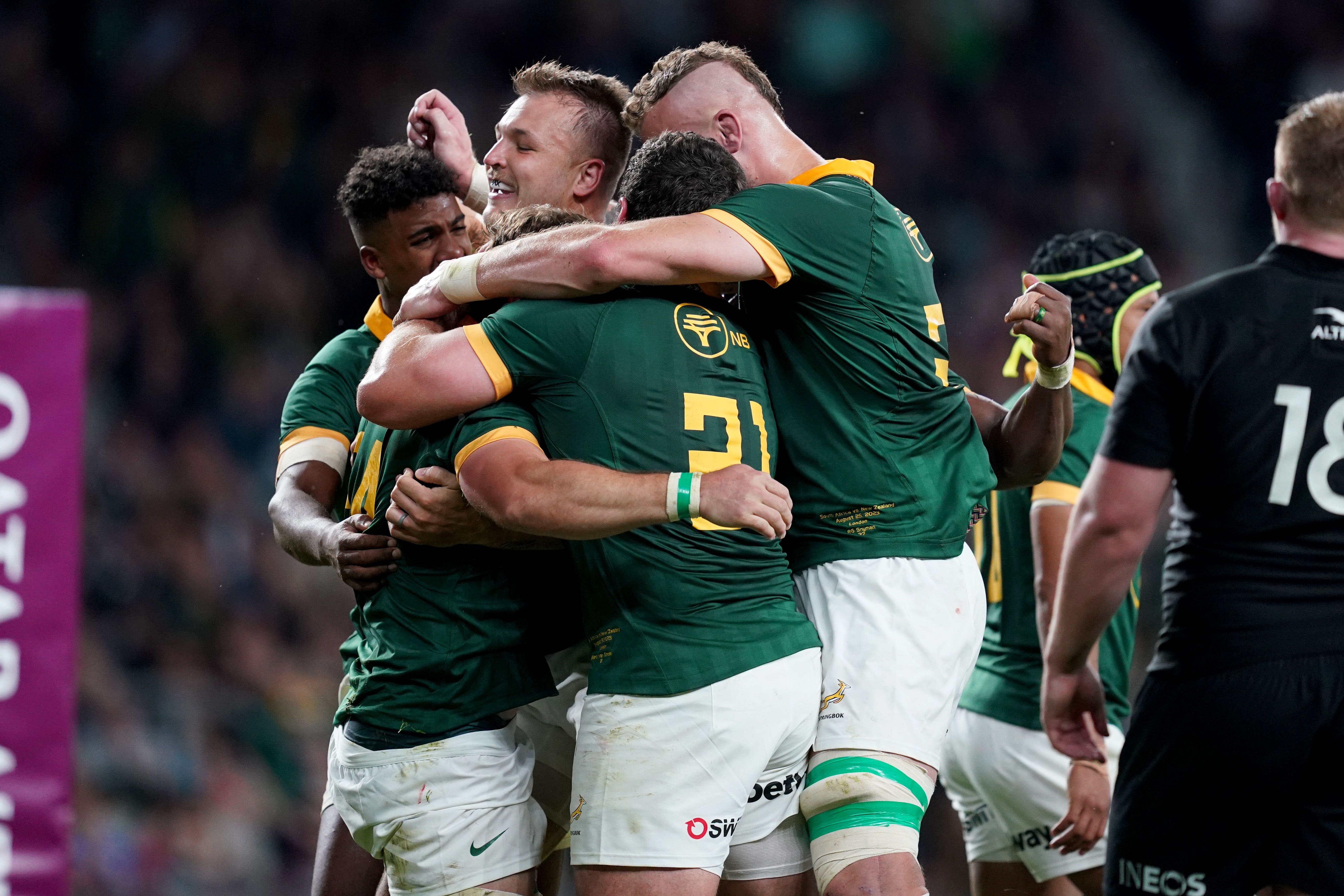 South Africa hammered New Zealand in their World Cup warm-up clash at Twickenham