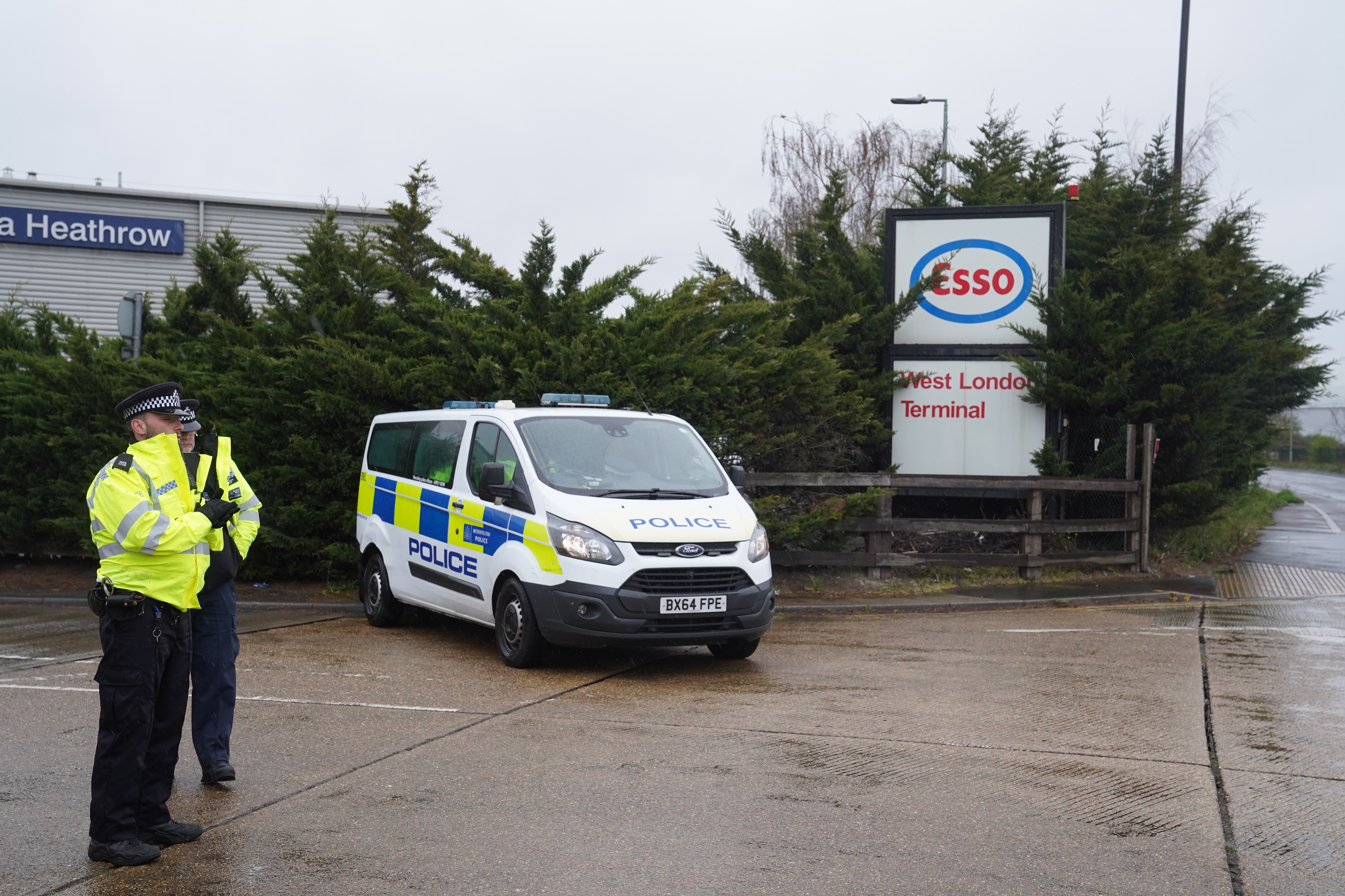 A High Court judge has barred ‘unlawful protests’ against an Esso oil pipeline project between Southampton and London (Dominic Lipinski/PA)