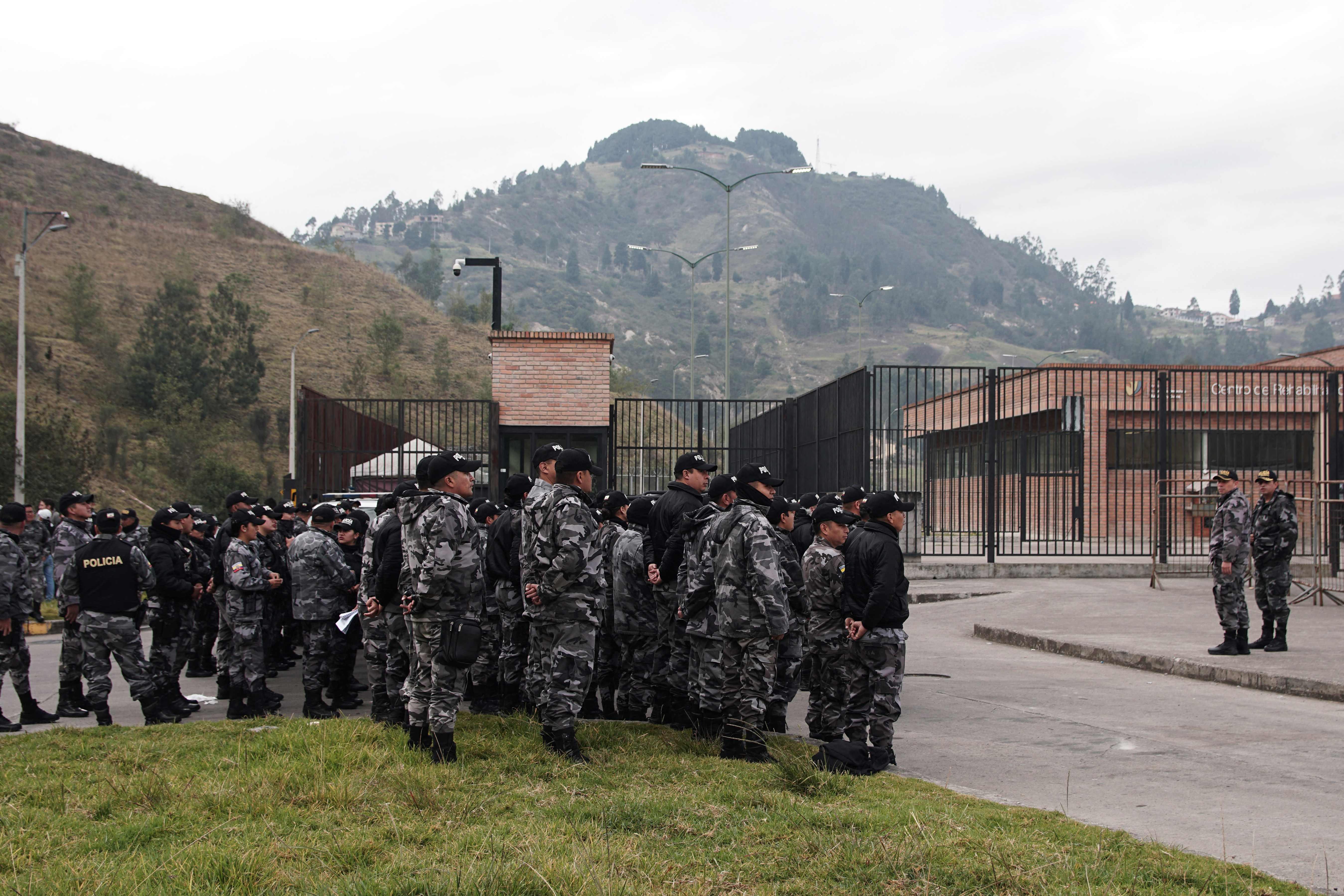 The 24-hour standoff was led by criminal gangs responding to several police and military raids on prisons