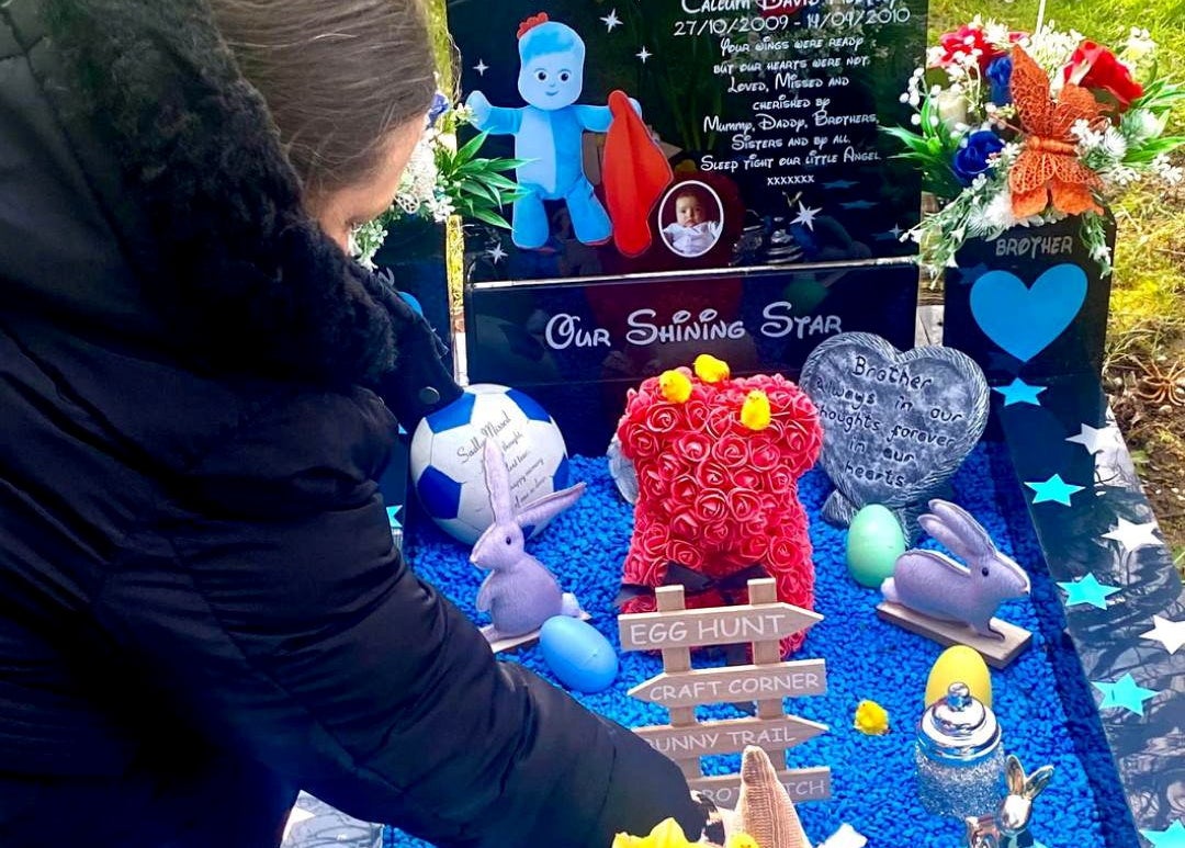 Leanne Thompson at baby Callum’s grave