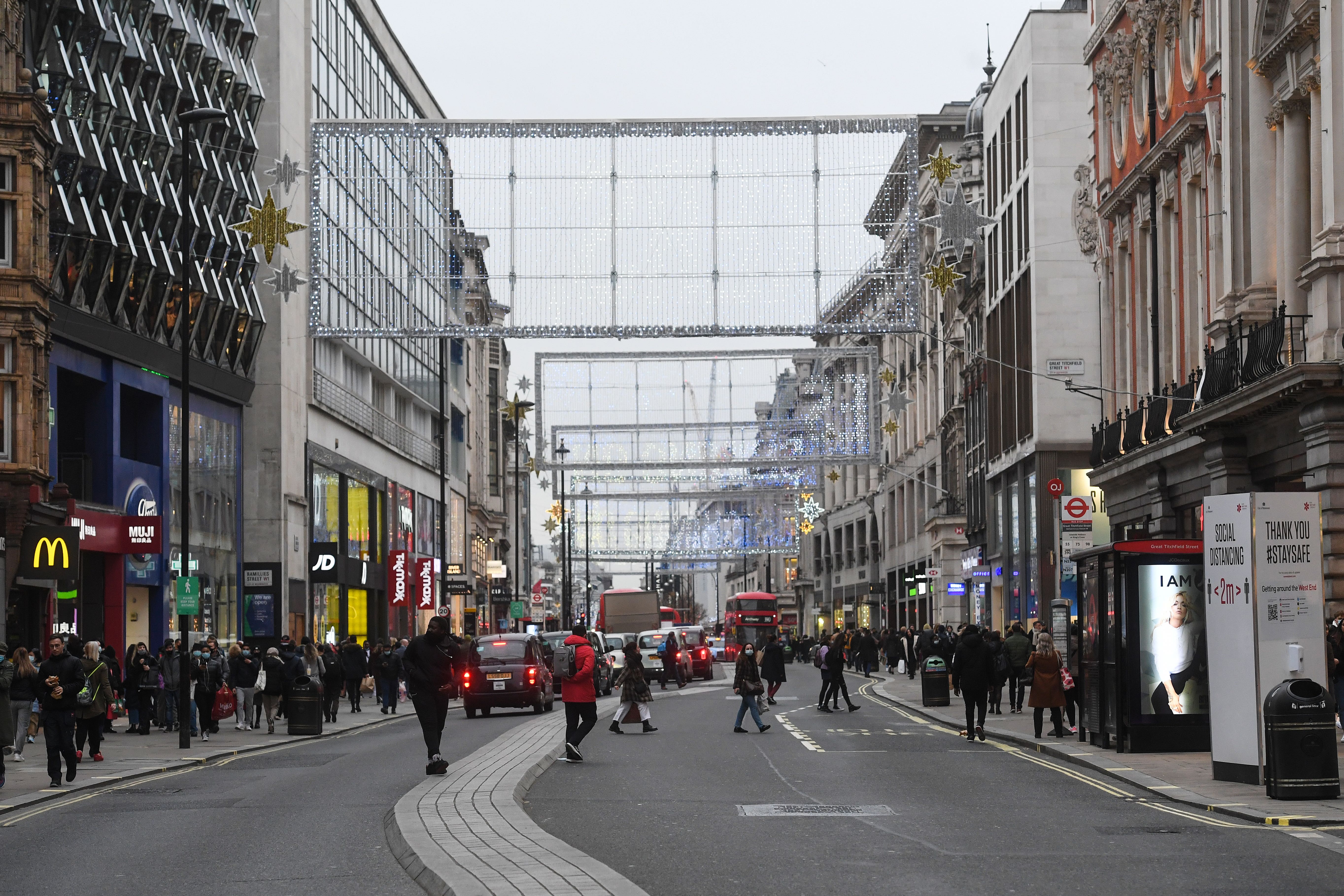 A shirtless man slashed himself with a knife in dramatic scenes following a violent street robbery in London’s Oxford Street, according to a BBC radio reporter who was live on air at the time (Kirsty O’Connor/PA)