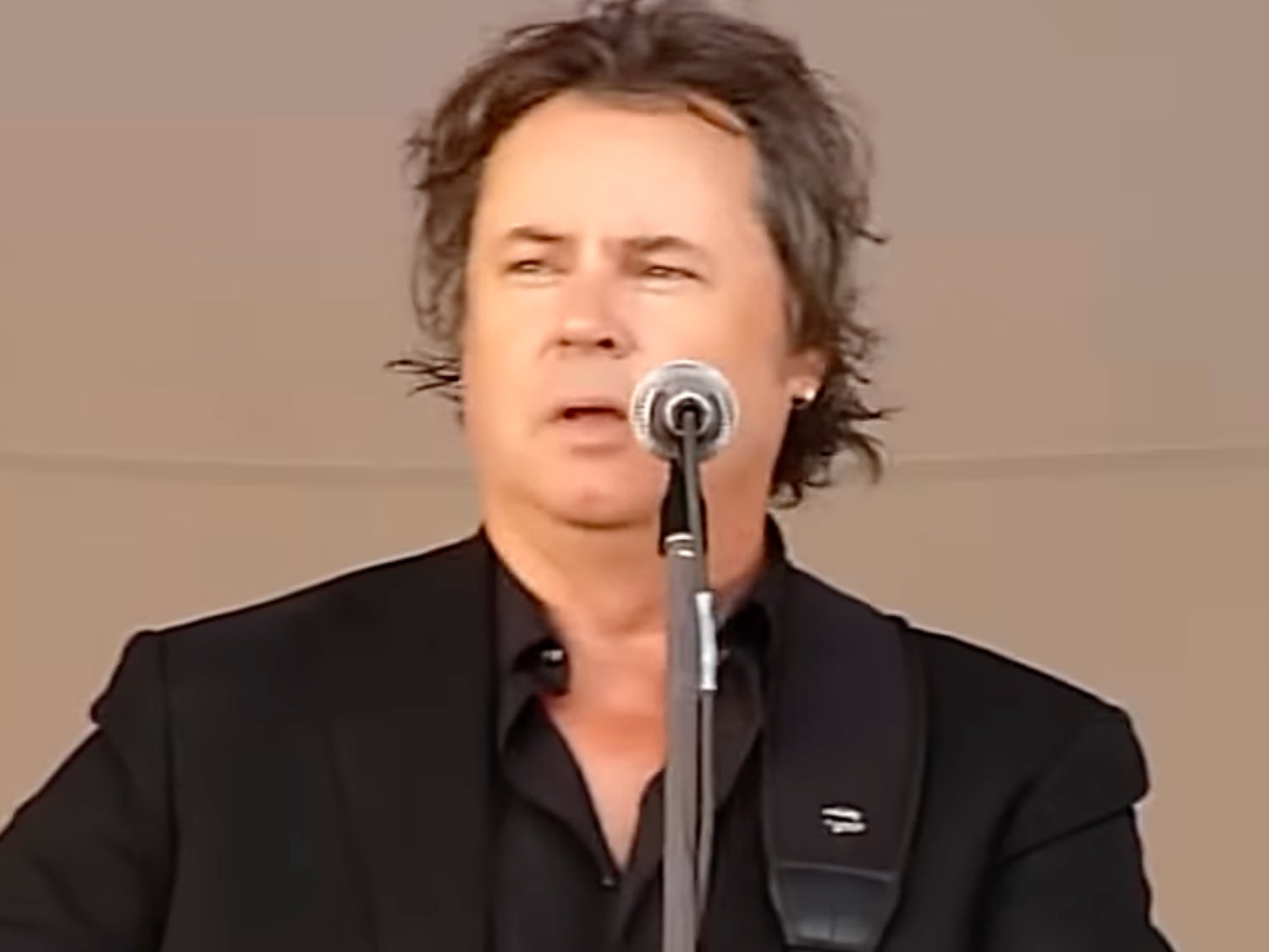 Bruce Guthro of Runrig