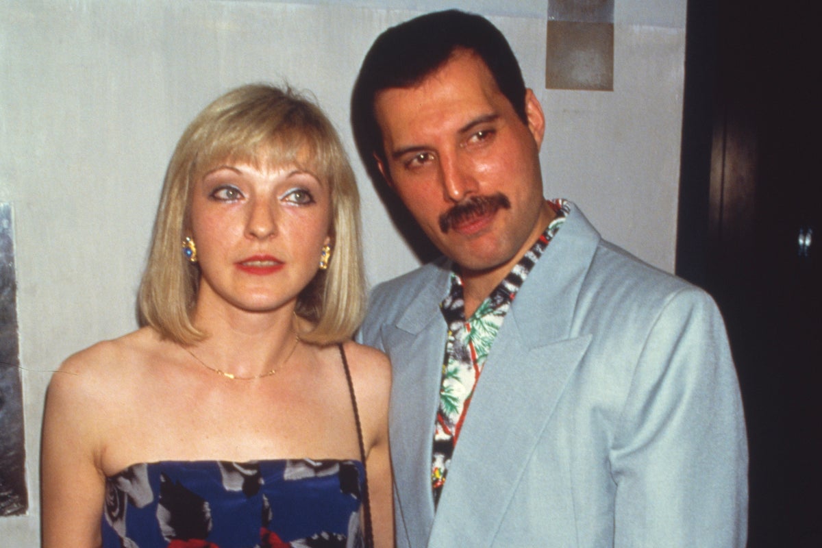 https://static.the-independent.com/2023/09/07/11/Freddie%20Mercury%20%20with%20Mary%20Austin,%201986-1.%20Credit%20-%20Dave%20Hogan,%20Hulton%20Archive,%20Getty%20Images?width=1200&height=800&crop=1200:800