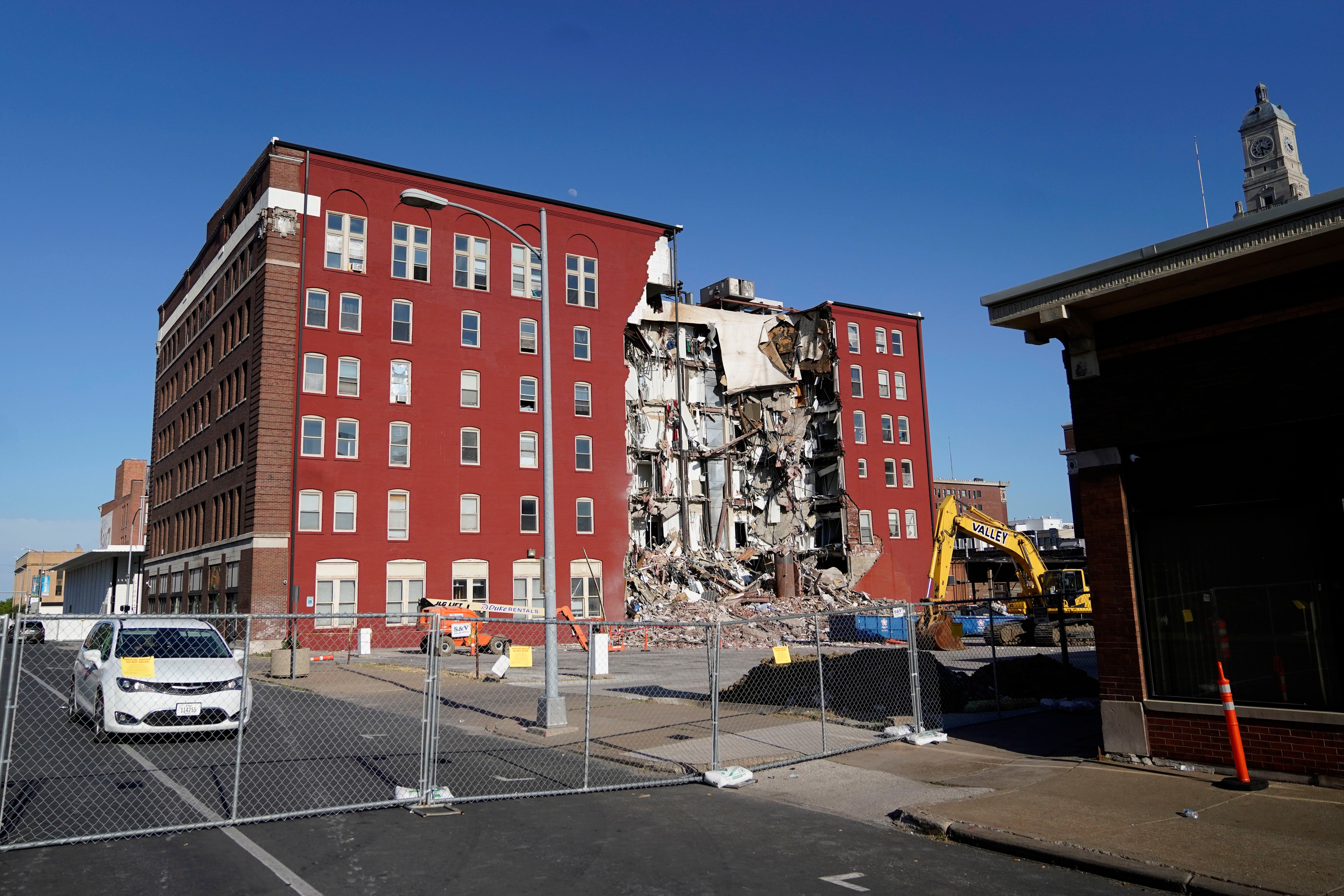 Building Collapse Iowa