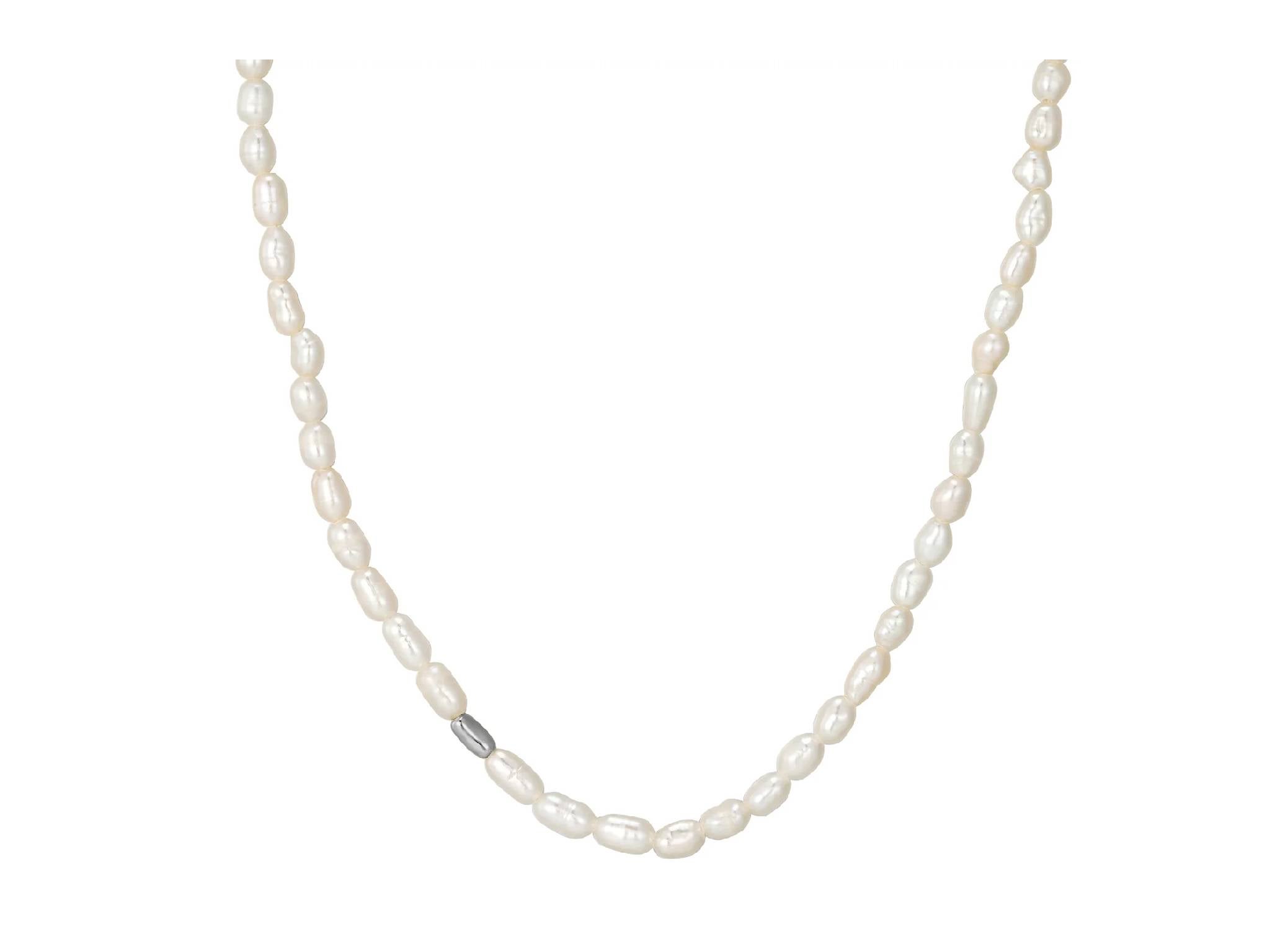 Pearl choker necklace