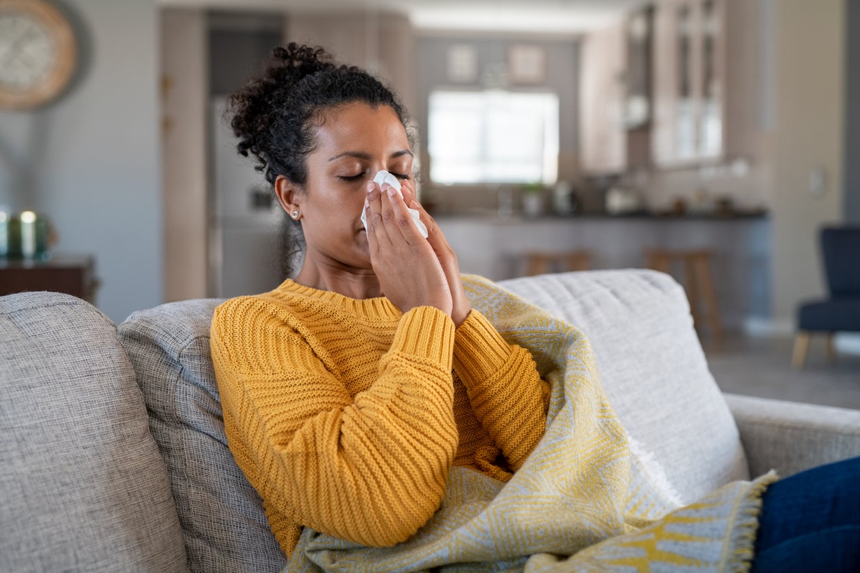 Sneezing is one of the most common symptoms of Omicron