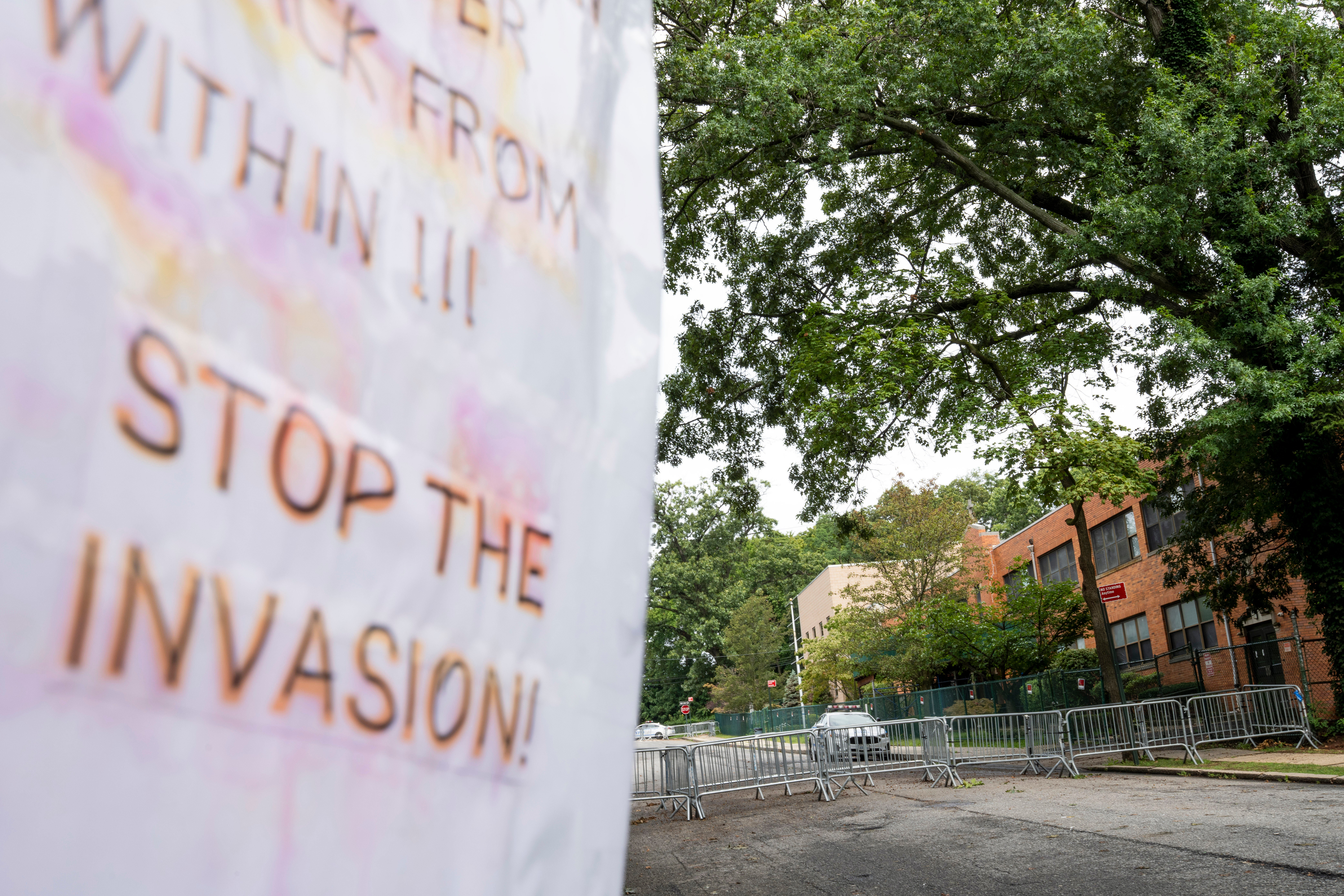 Migrants Unwelcome Neighbors