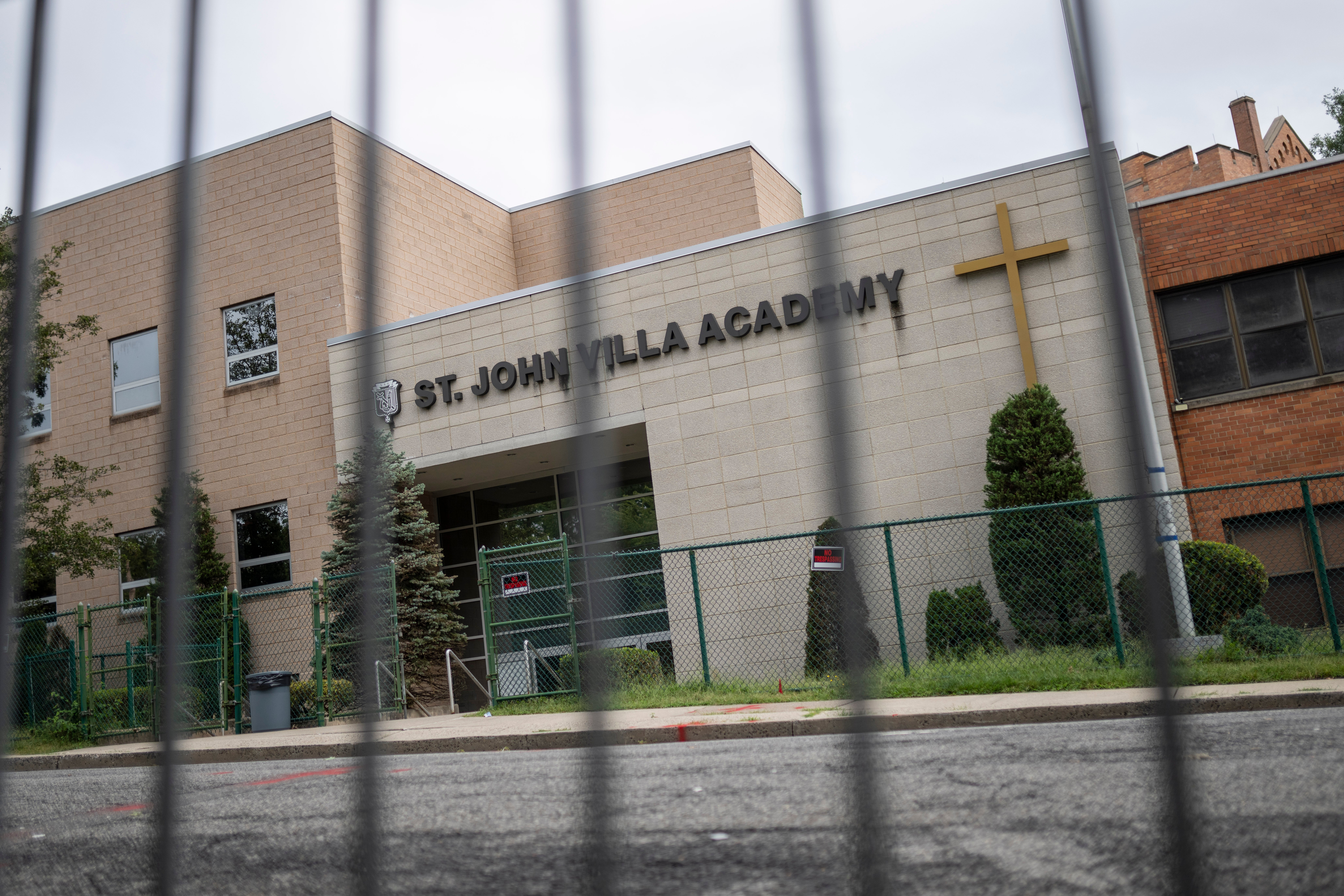 Migrants Unwelcome Neighbors