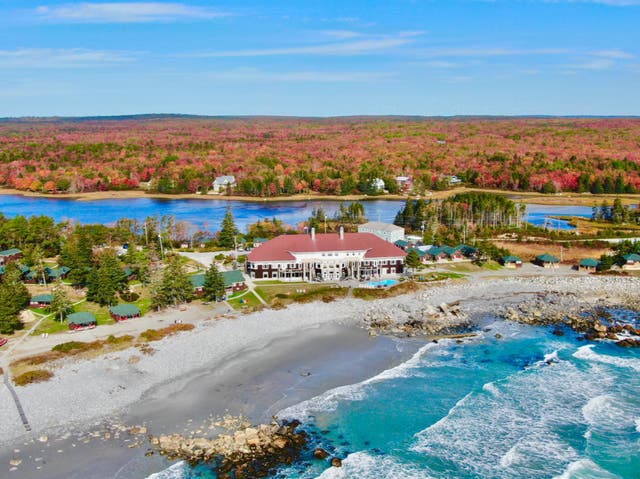 <p>Discover the wild beauty of Nova Scotia’s rock-strewn beaches</p>