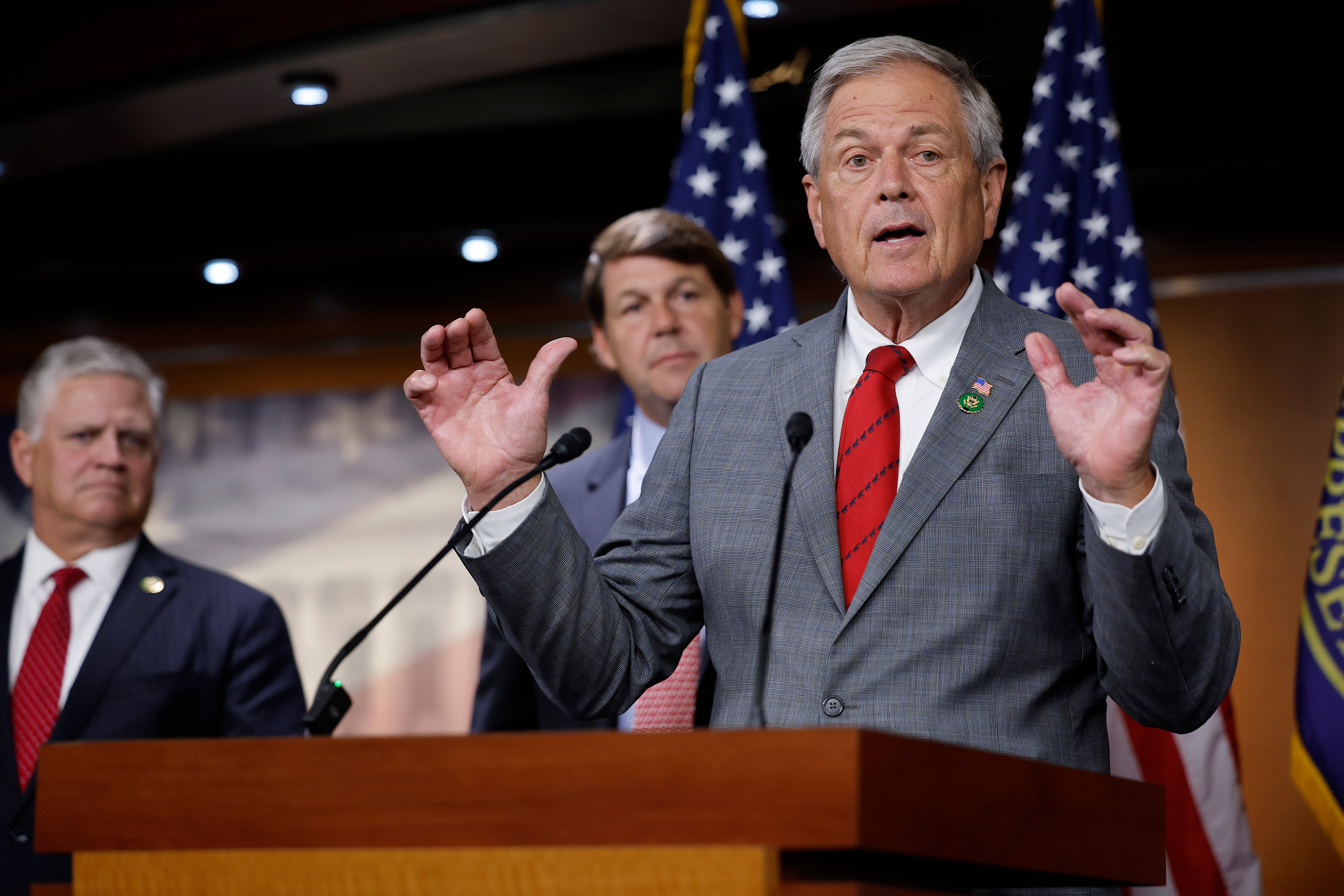 Chaos erupts in House GOP as lawmakers fail to advance spending bill