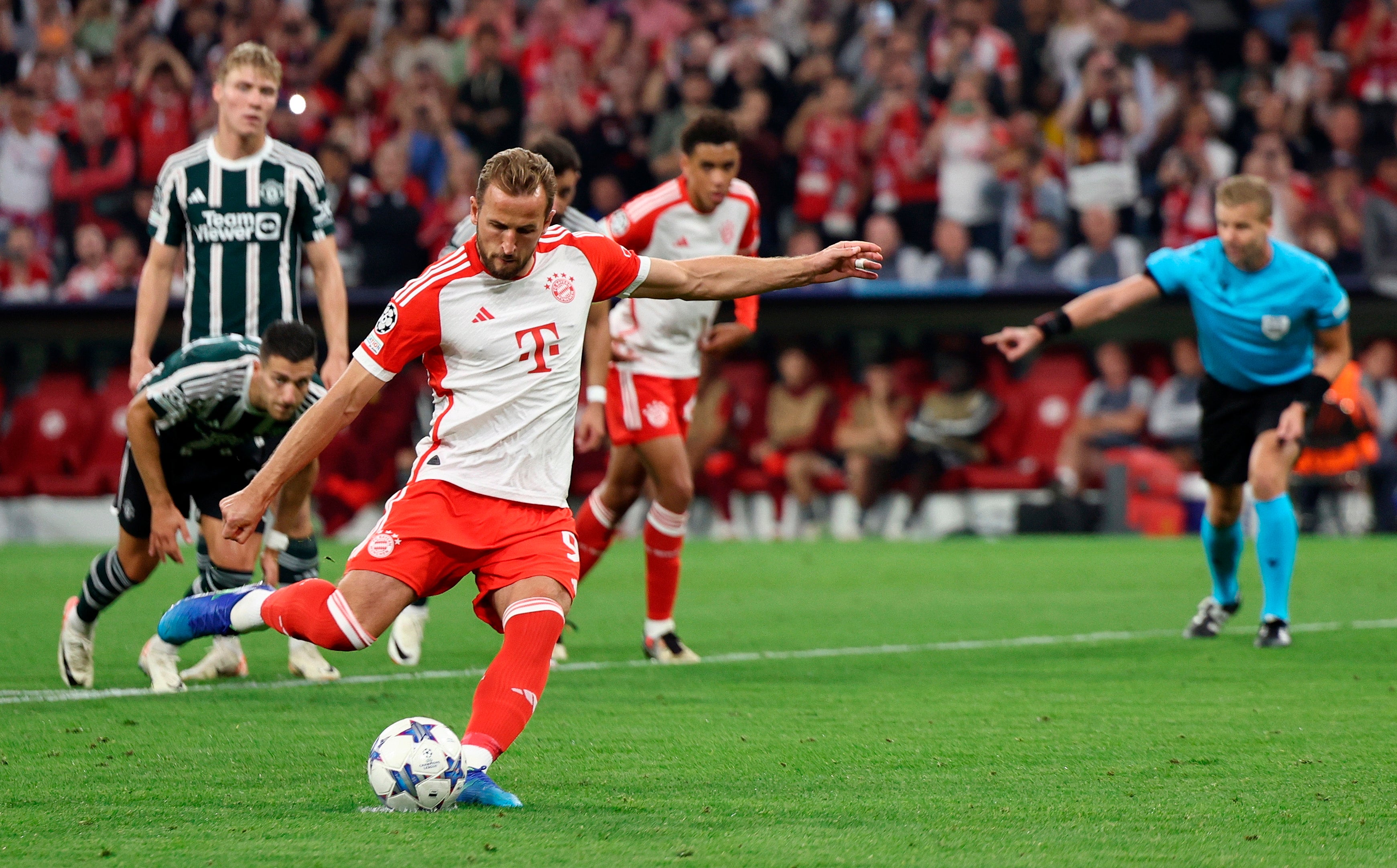 Harry Kane slotted home his penalty to score Bayern’s third goal