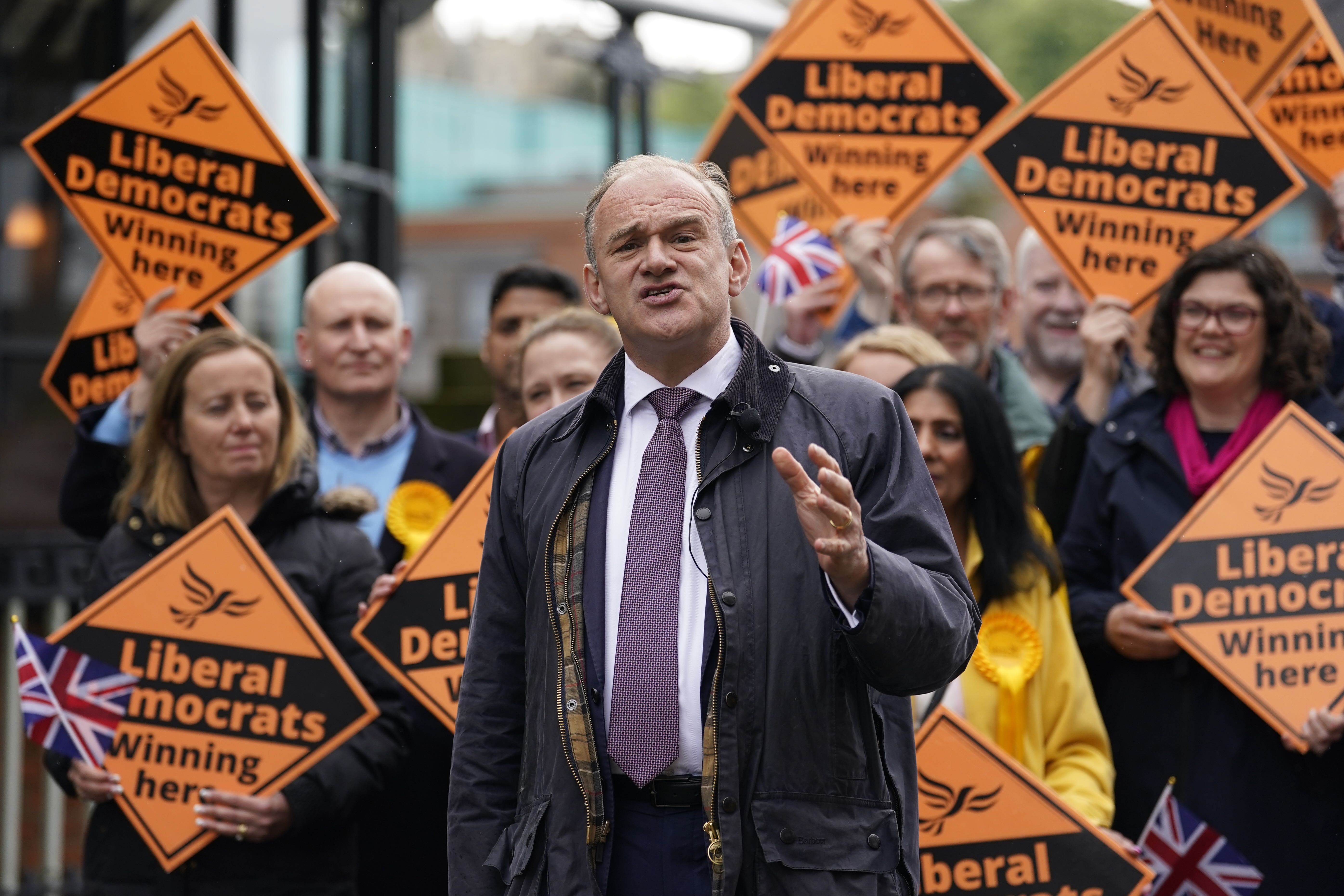 Lib Dems defy leader by voting for housebuilding target – as Farron booed for calling it ‘Thatcherism’