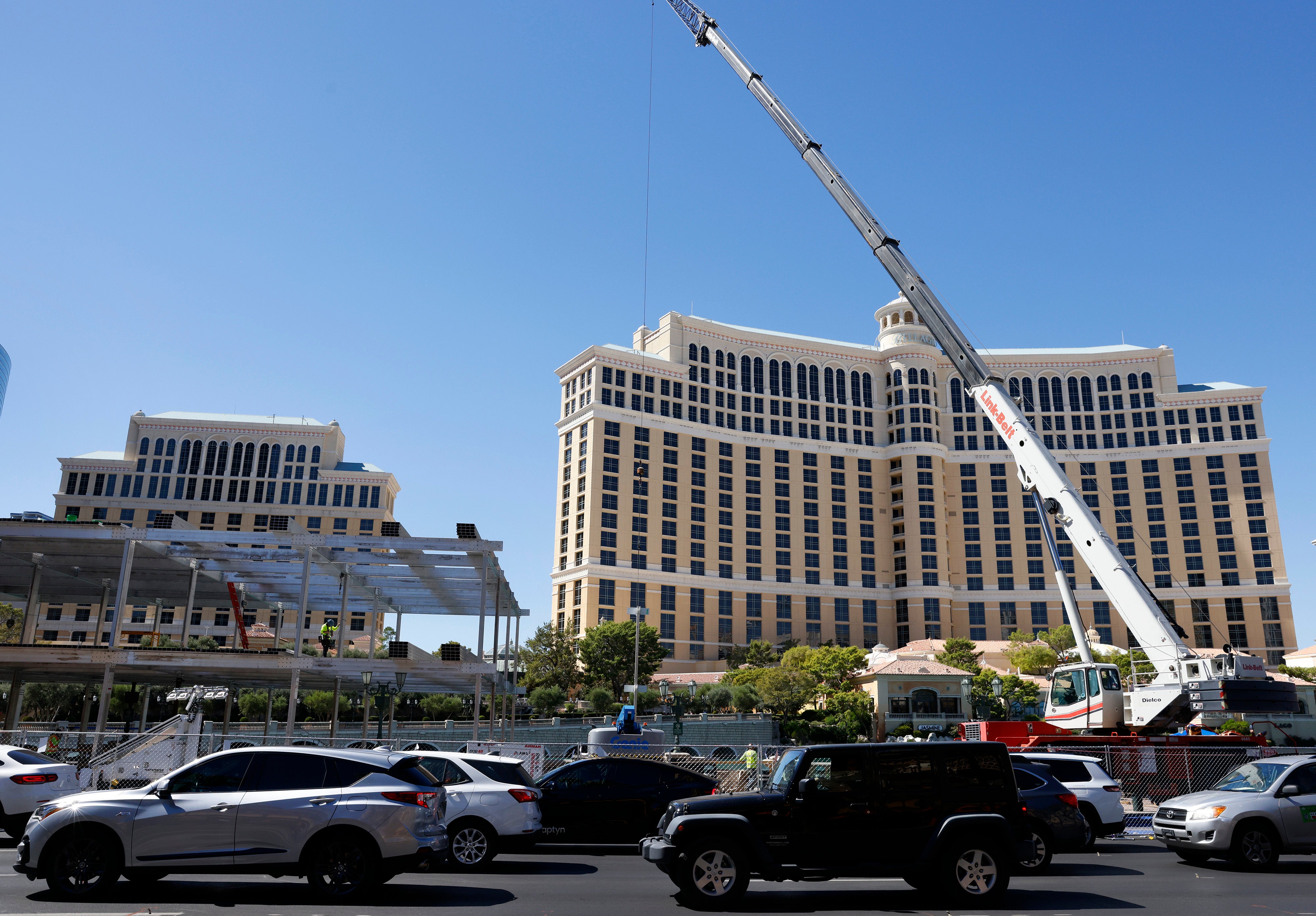 Nevada Worker Killed-Bellagio Grandstand