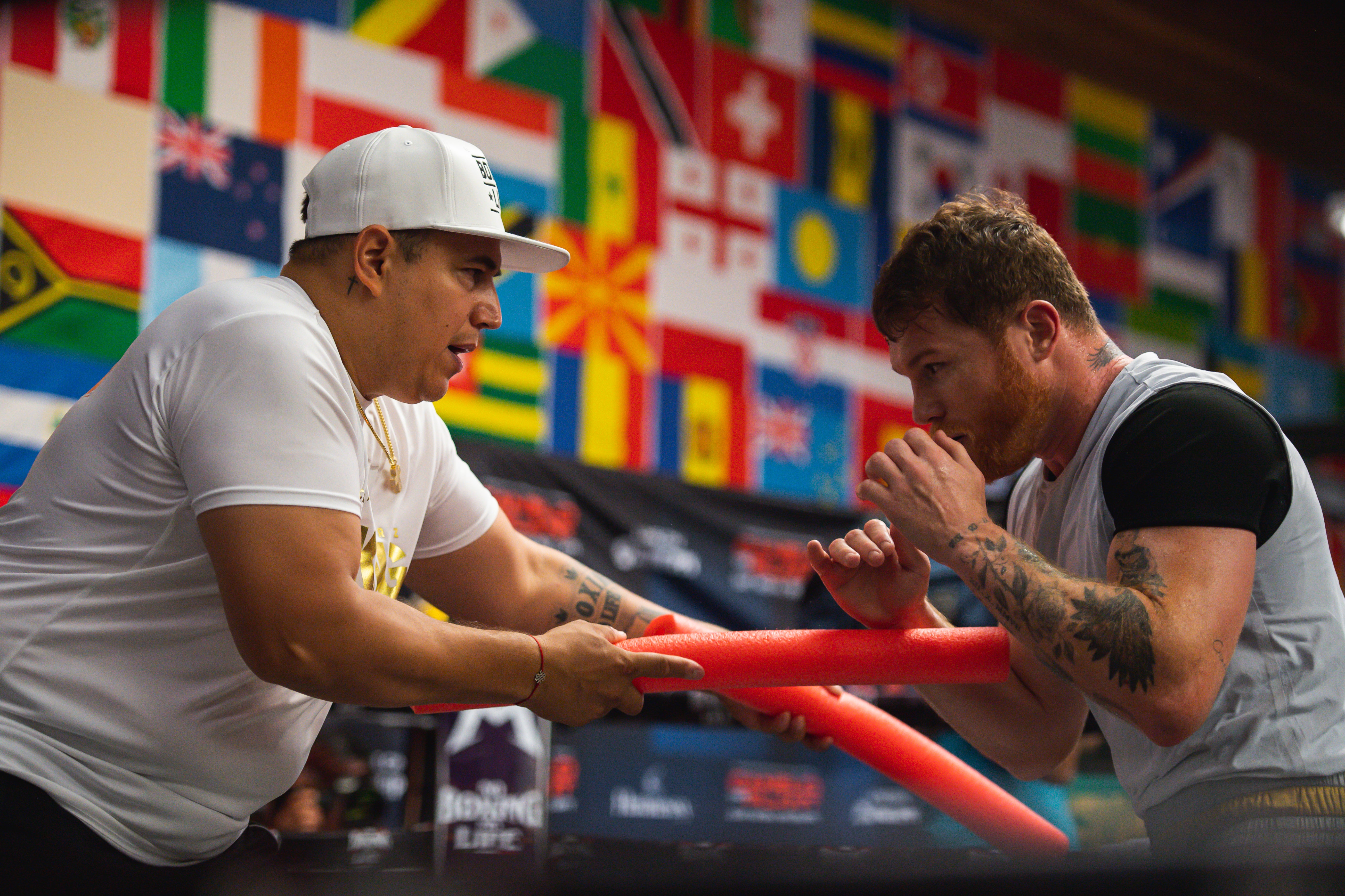 Saul ‘Canelo’ Alvarez (right) with his coach and manager Eddy Reynoso