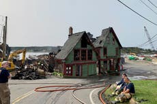 Fire destroys Jamie Wyeth paintings, damages historic buildings, in Maine