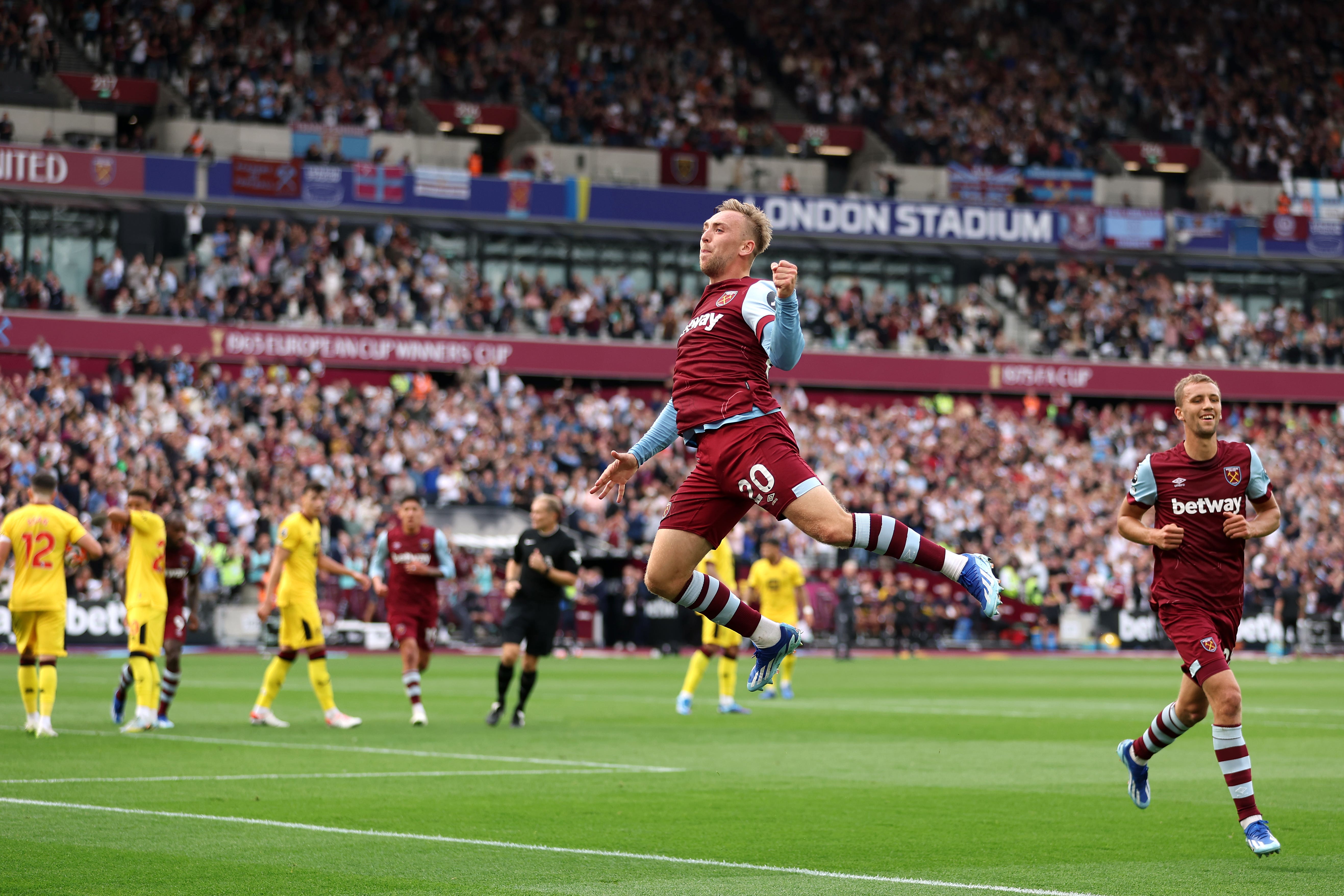 Jarrod Bowen celebrates his goal as West Ham beat Sheffield United (Steven Paston/PA)