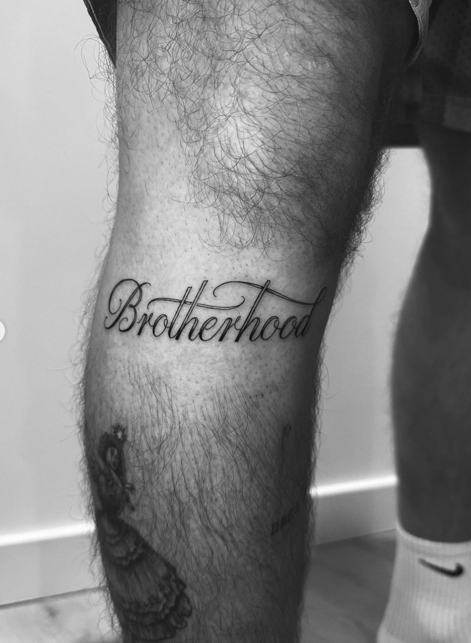 Brooklyn’s ‘Brotherhood’ tattoo on his leg