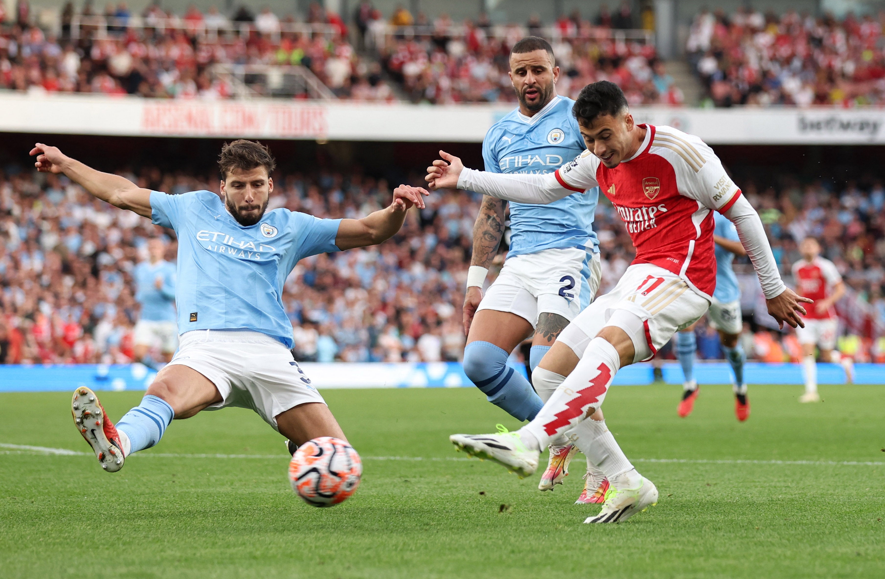 Gabriel Martinelli’s deflected strike proved the difference at the Emirates Stadium