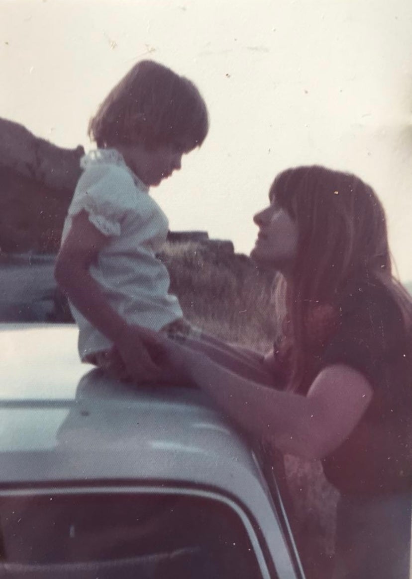 Sophie as girl with her mother