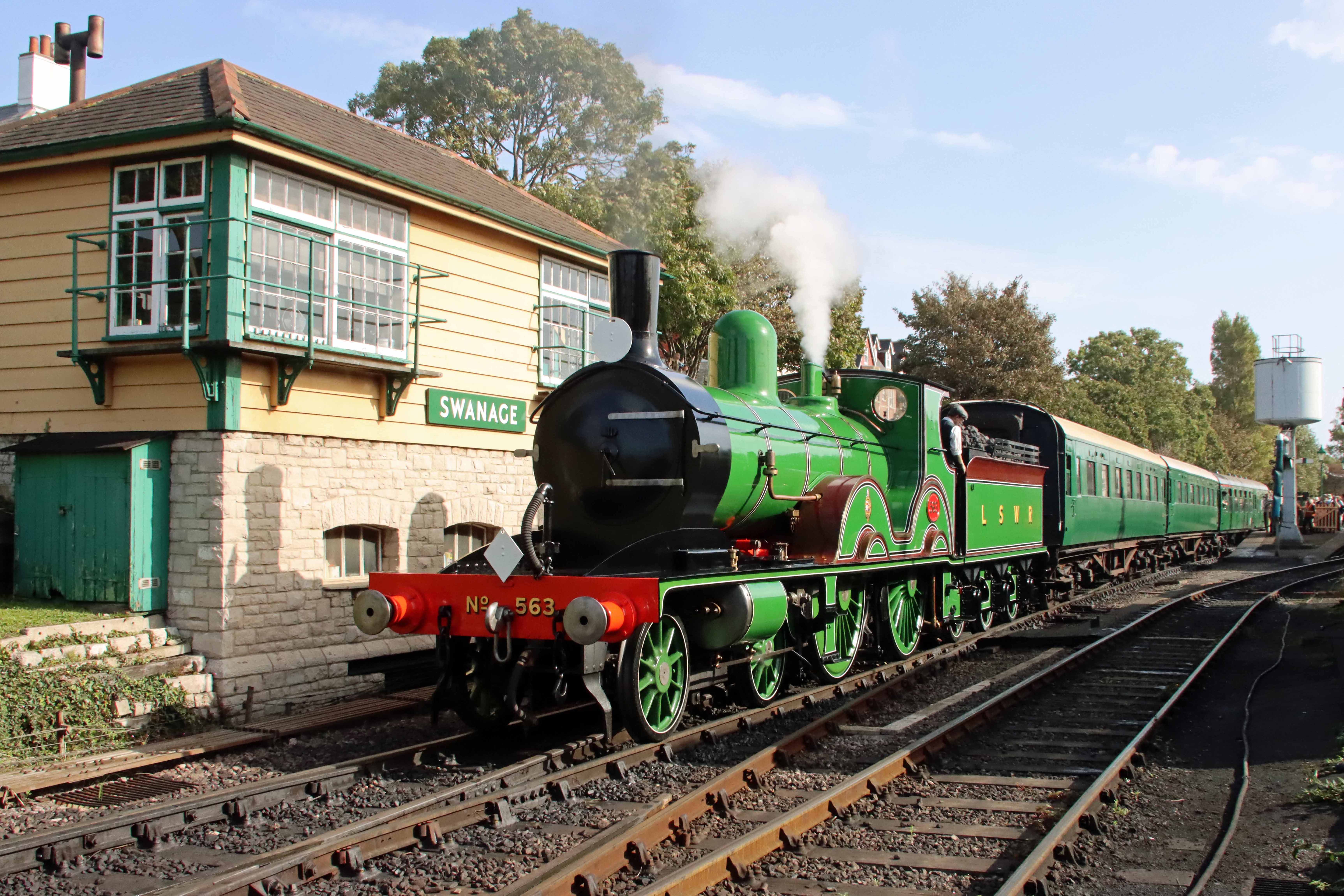 A Victorian steam locomotive has hauled carriages for the first time in 78 years (Andrew PM Wright/PA)