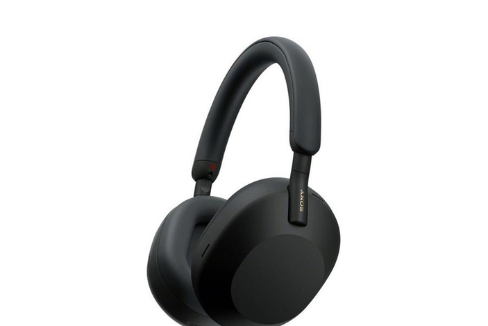 Sony WH-1000XM5 noise-cancelling over-ear headphones.png