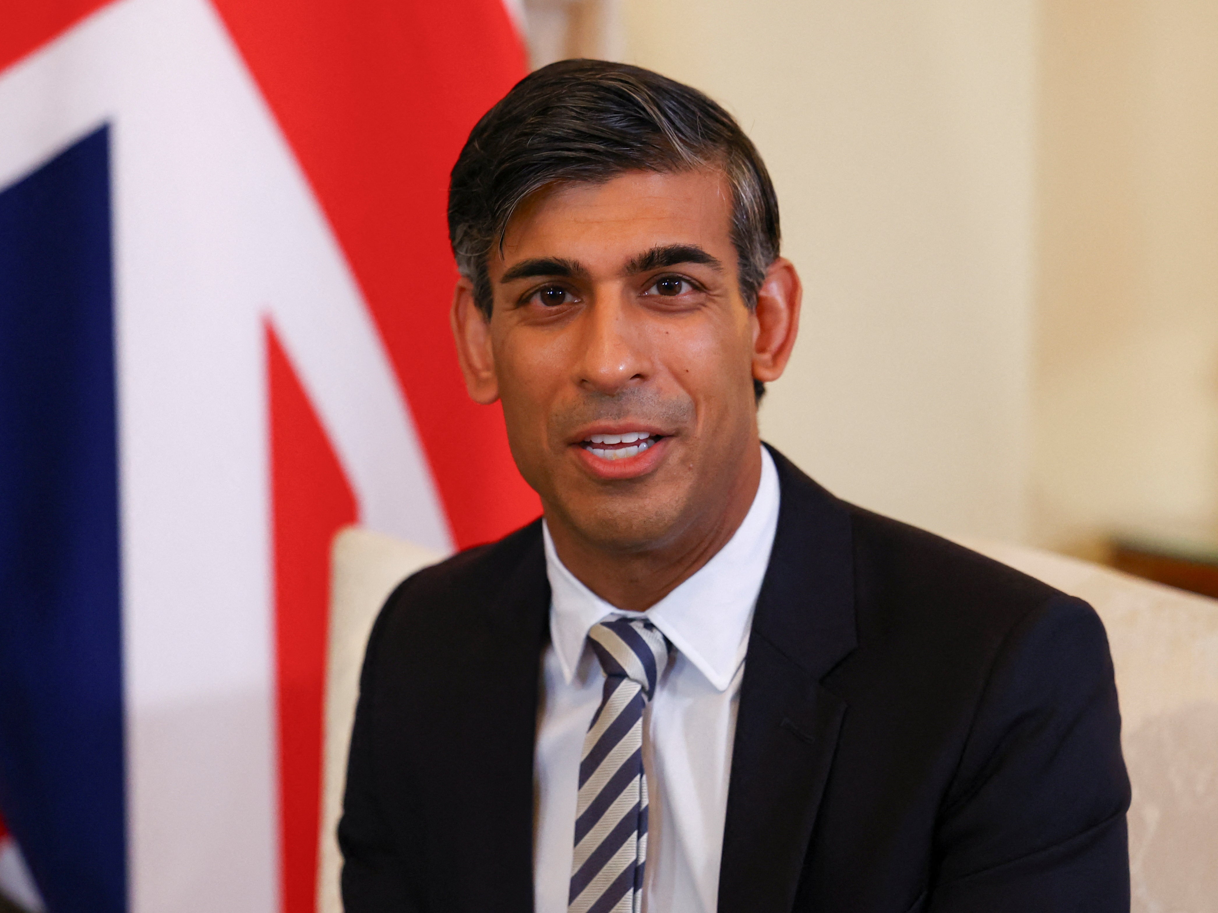 Rishi Sunak arrives in Israel for talks with Benjamin Netanyahu