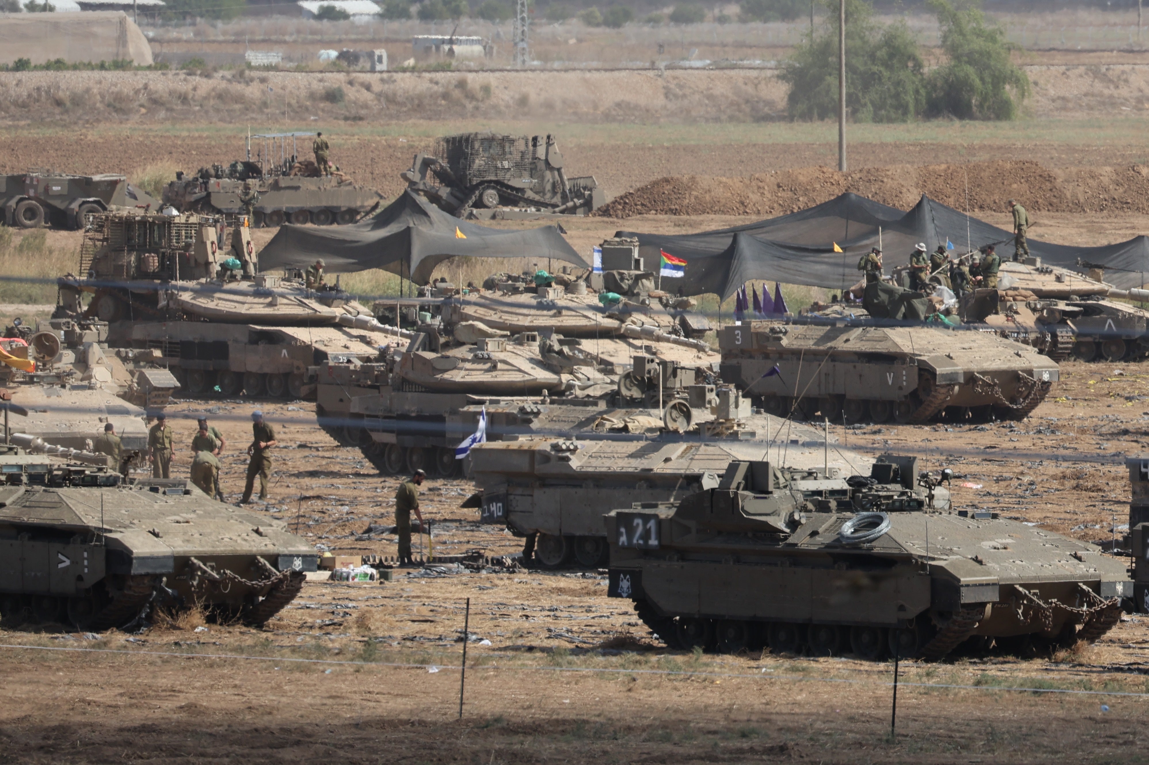 Israeli soldiers preparing the scenario of a ground maneuvre near the Gaza border