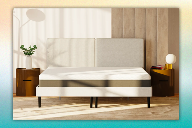 <p>There are six layers, with a TheromoSync graphite layer for heat dissipation    </p>